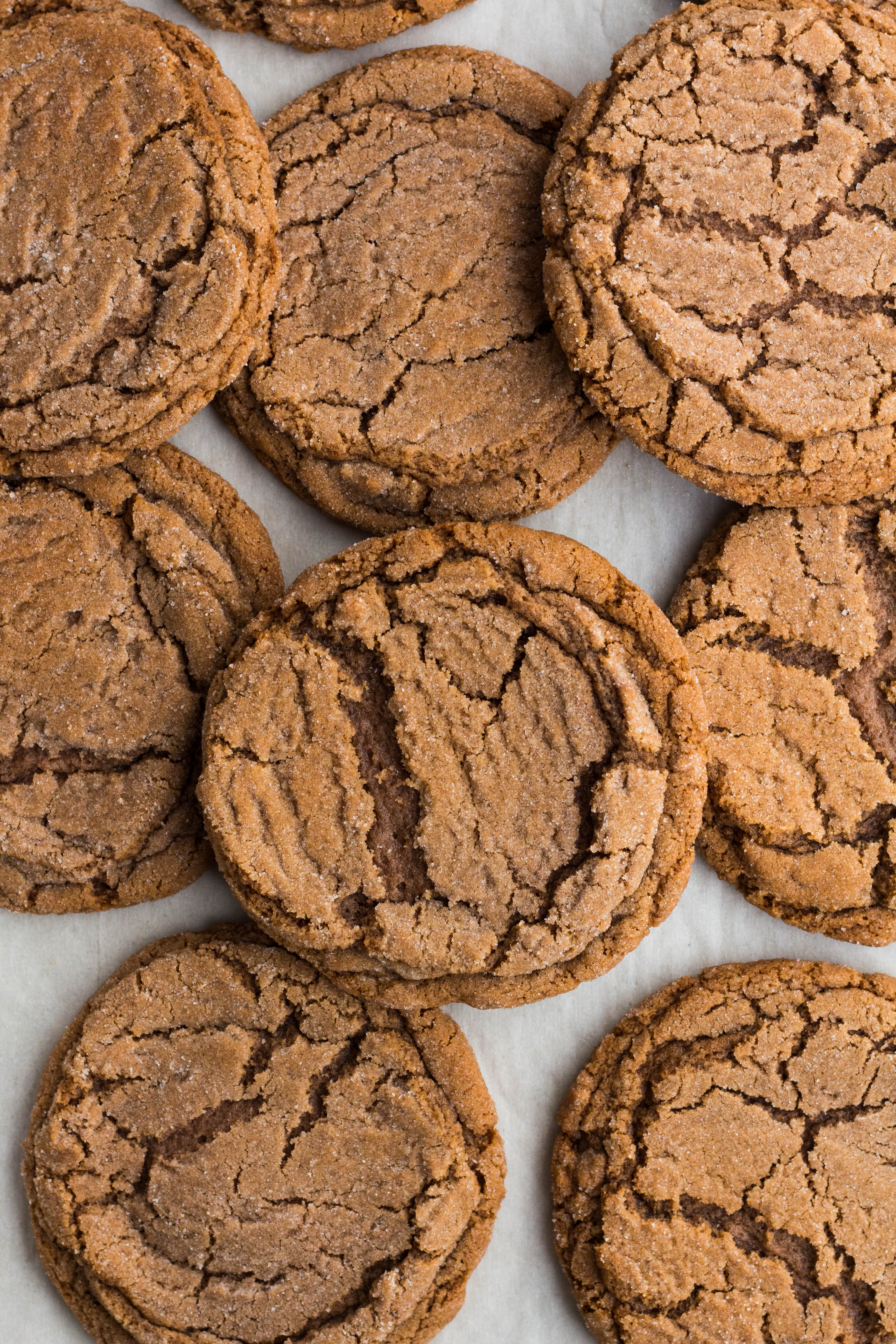 Jumbo Ginger Crackle Cookies