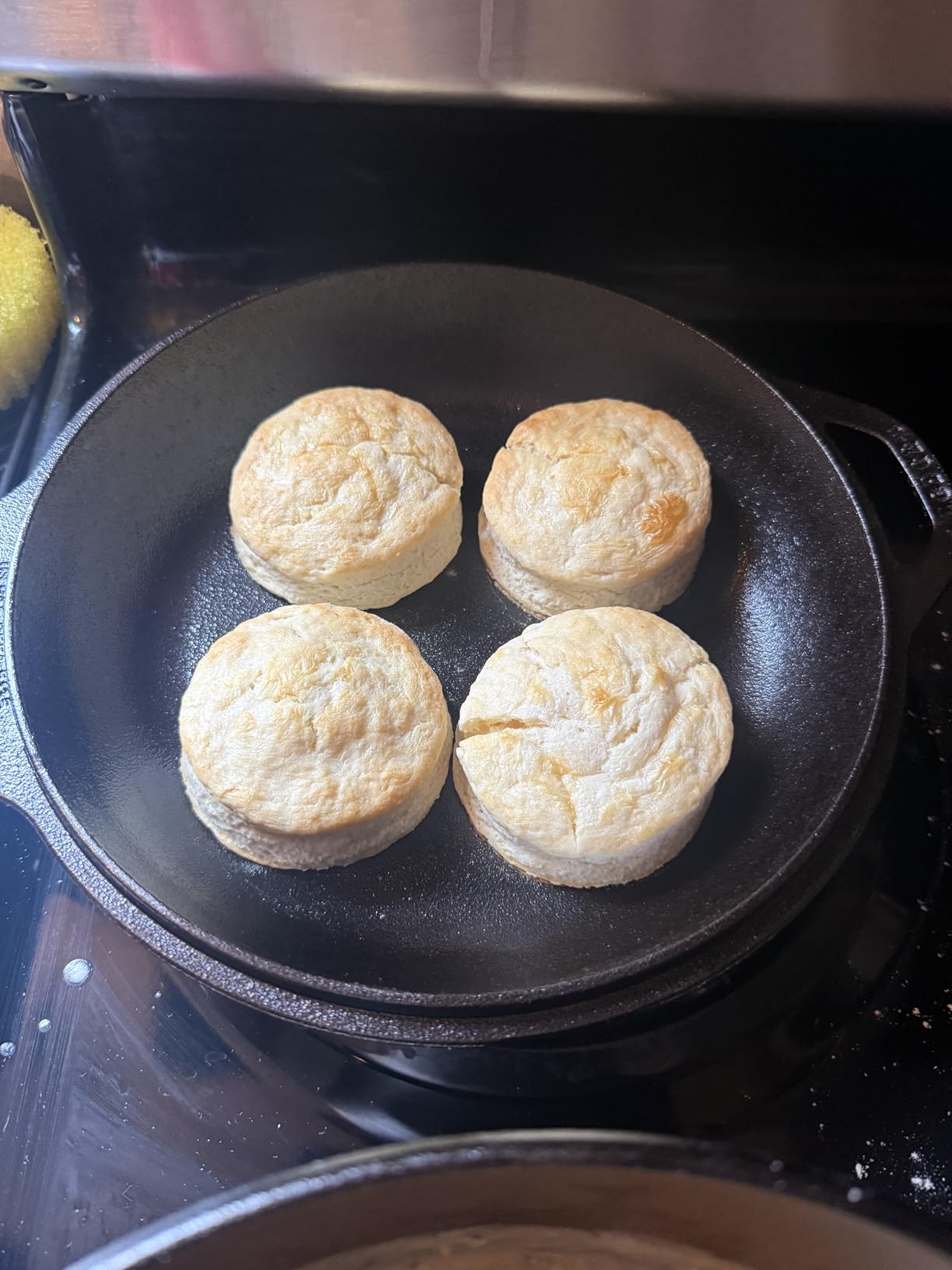 Lodge Cast Iron Double Dutch Oven 5 Quart - Pre-Seasoned 2-in-1 Cast Iron Cookware - Pot & Skillet Combo - Even Heat Retention - Oven-Safe, Versatile Pot customer photo 1