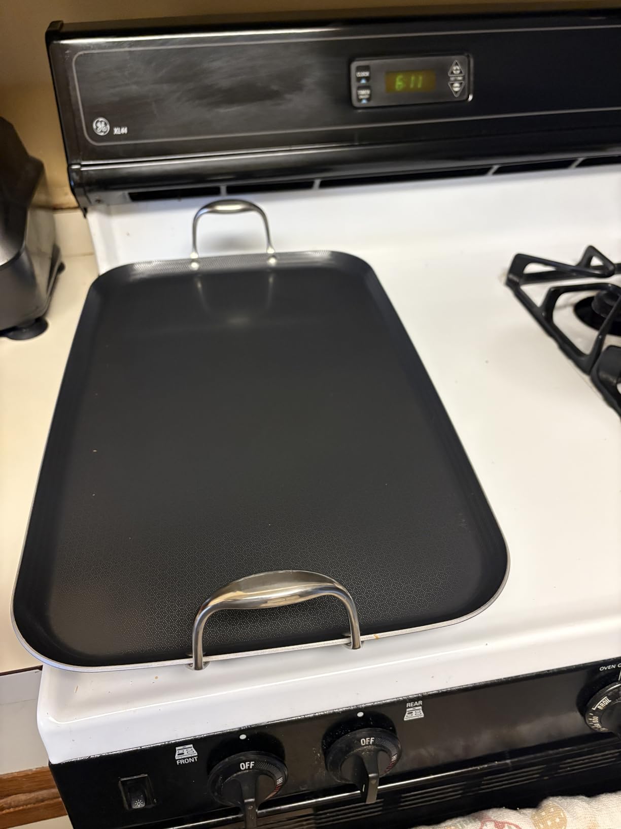 HexClad Hybrid Nonstick 12-Inch Griddle Pan, Stay-Cool Handle, Dishwasher-Friendly, Oven-Safe Up to 900F, Induction Ready, Compatible with All Cooktops customer photo 2