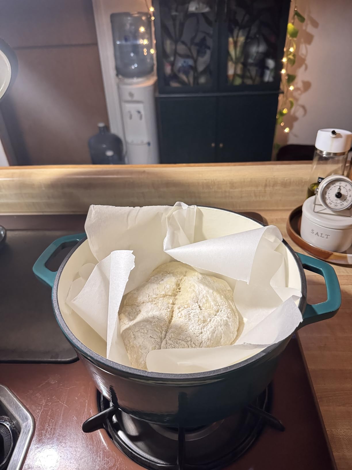 Mueller DuraCast 6 Quart Enameled Cast Iron Dutch Oven Pot with Lid, Sourdough Bread Baking, PFOA-Free, 500F Oven Safe - All Cooktops incl. Induction, Braising & Slow Cooking, Emerald customer photo 2