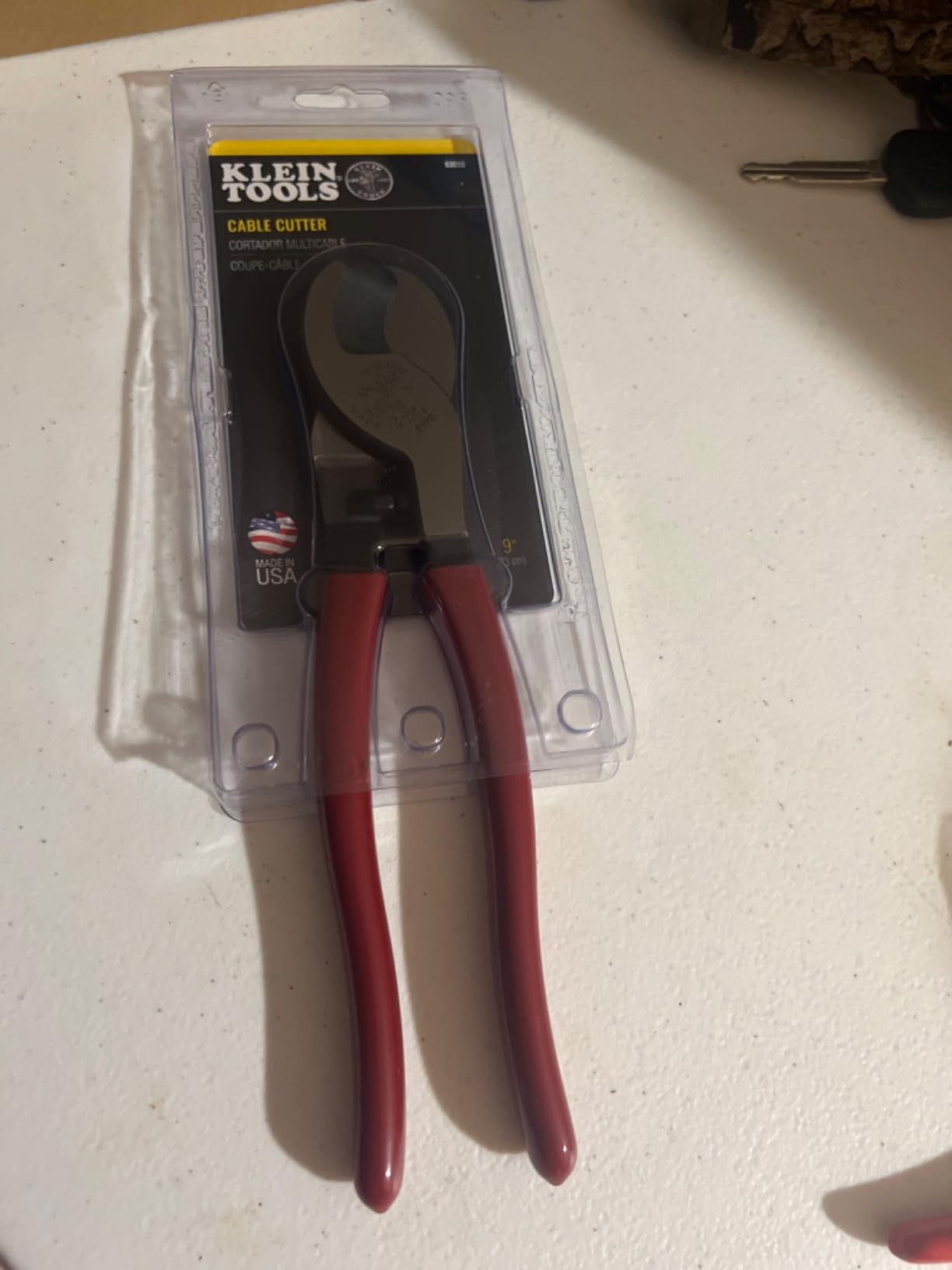 Klein Tools 63050 Cable Cutter, Made in USA, Heavy Duty Cutter for Aluminum, Copper, and Communications Cable customer photo 2