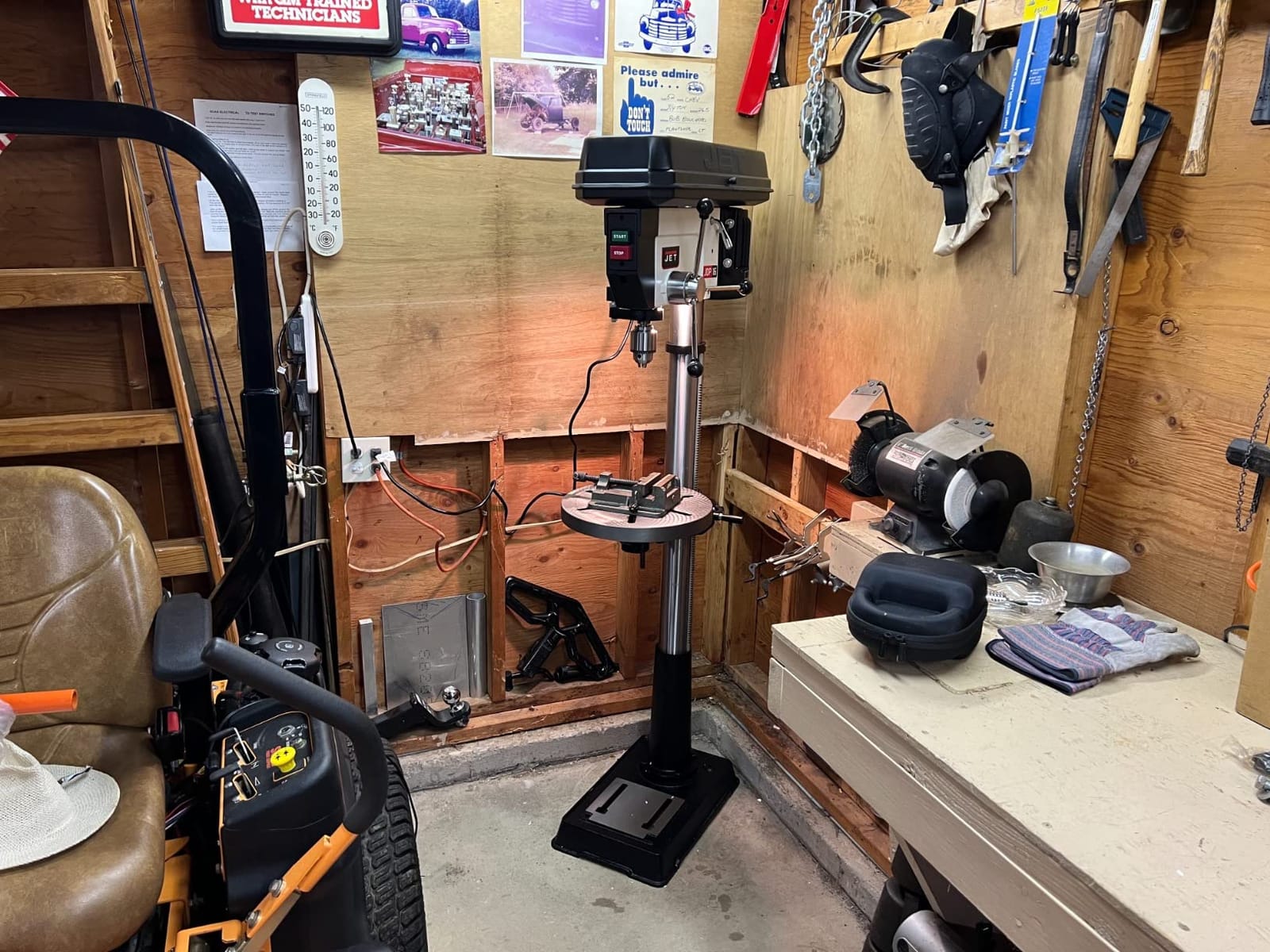 JET 17-Inch Floor Drill Press, 16 Speed, 3/4 HP, 115/230V 1Ph (Model JDP-17MF) customer photo 1