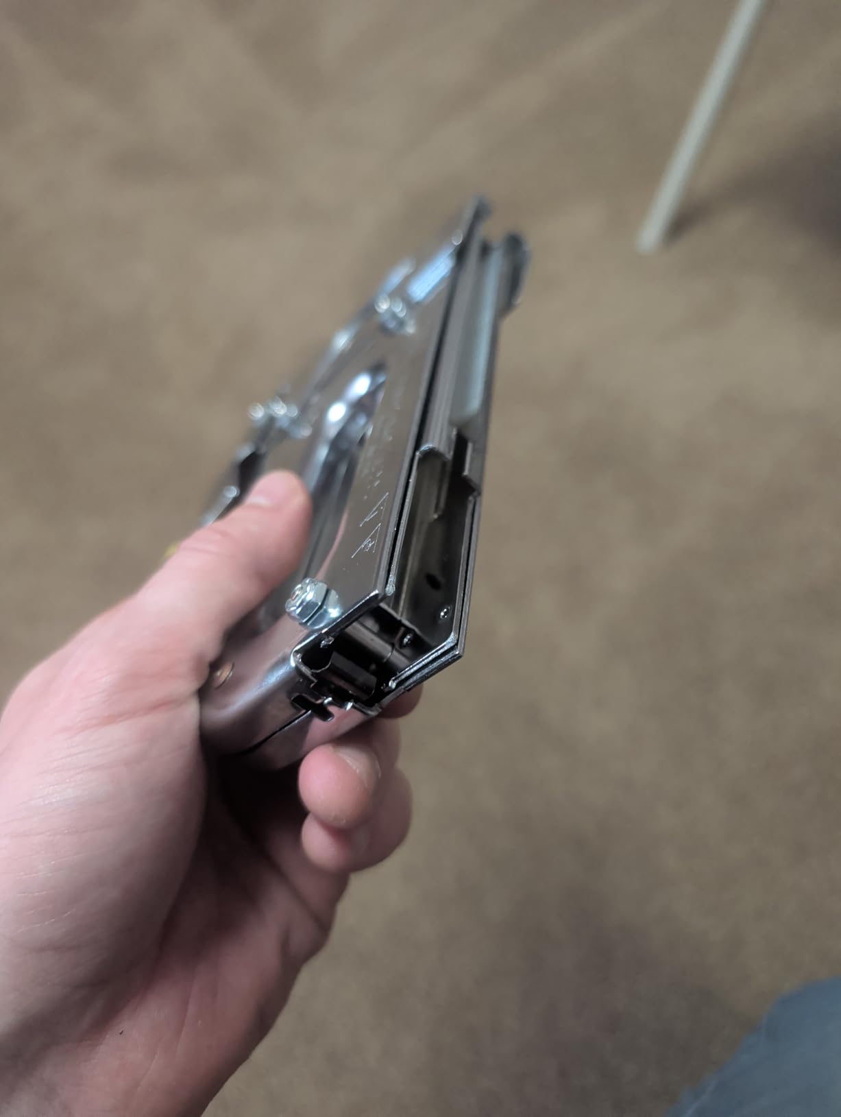 Arrow T25 Heavy Duty Staple Gun for Low Voltage Cables and Wires up to 1/4-Inch Diameter - Silver customer photo 2