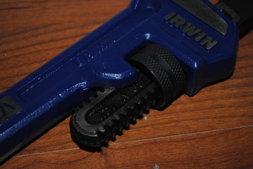 IRWIN VISE-GRIP Pipe Wrench, Cast Iron, SAE, 2-1/2-Inch Jaw, 18-Inch Length (45619) customer photo 1