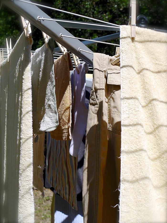 Brabantia Lift-O-Matic Outdoor 4 Arm Clothesline (197 ft/Ø 1.8