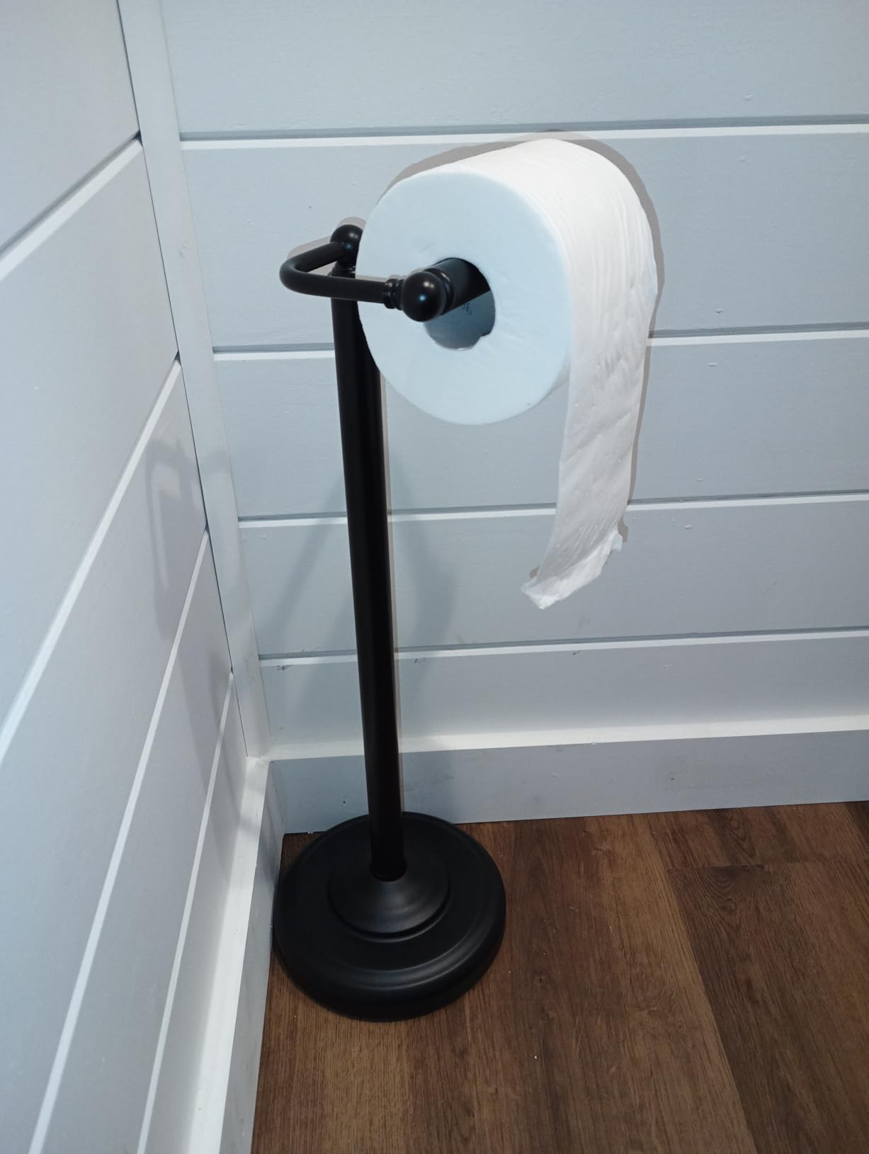 Gatco 1436MX Toilet Paper Holder Stand, Weighted Base, Matte Black, Freestanding Bathroom Floor Stand, 22 Inch customer photo 2