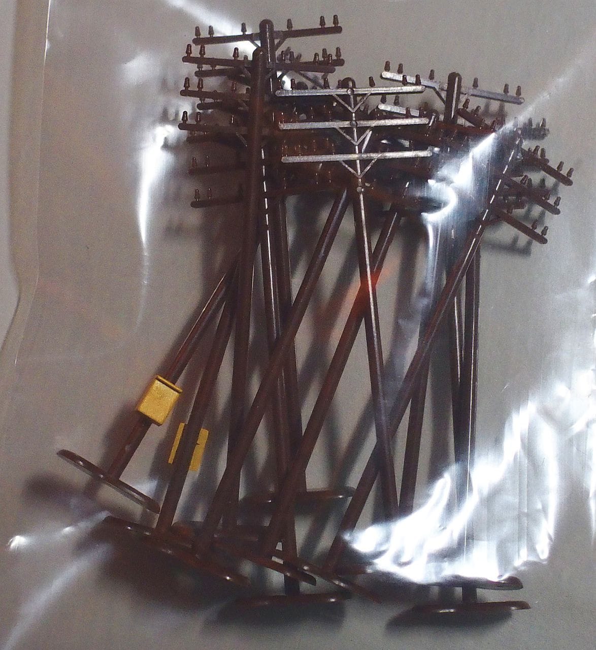 Bachmann Trains Empire Builder Ready to Run 68 Piece Electric Train N Scale customer photo 2