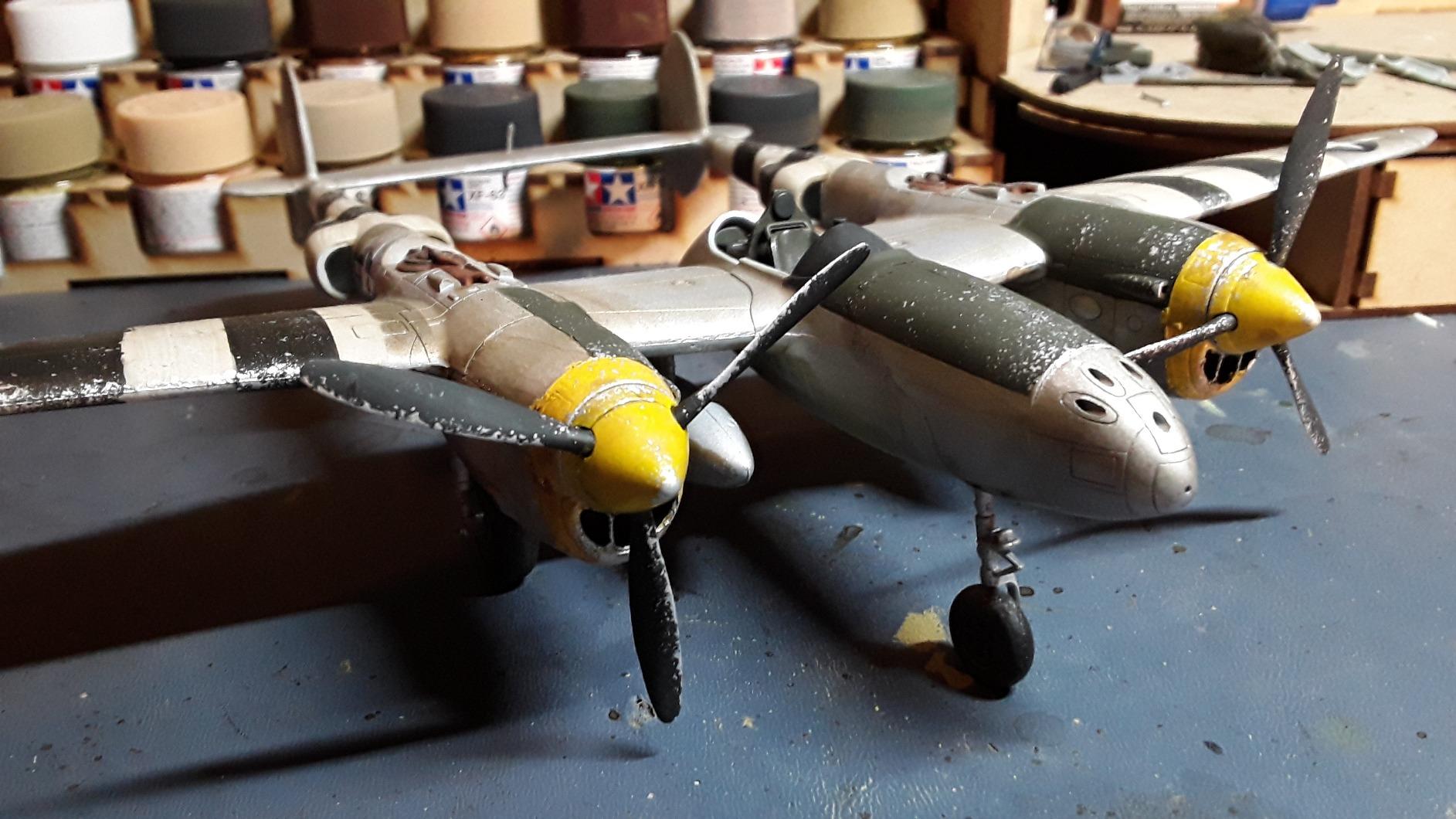 Academy P-38 Lightning (J, Droopsnoot, Pathfinder, Recon) customer photo 2