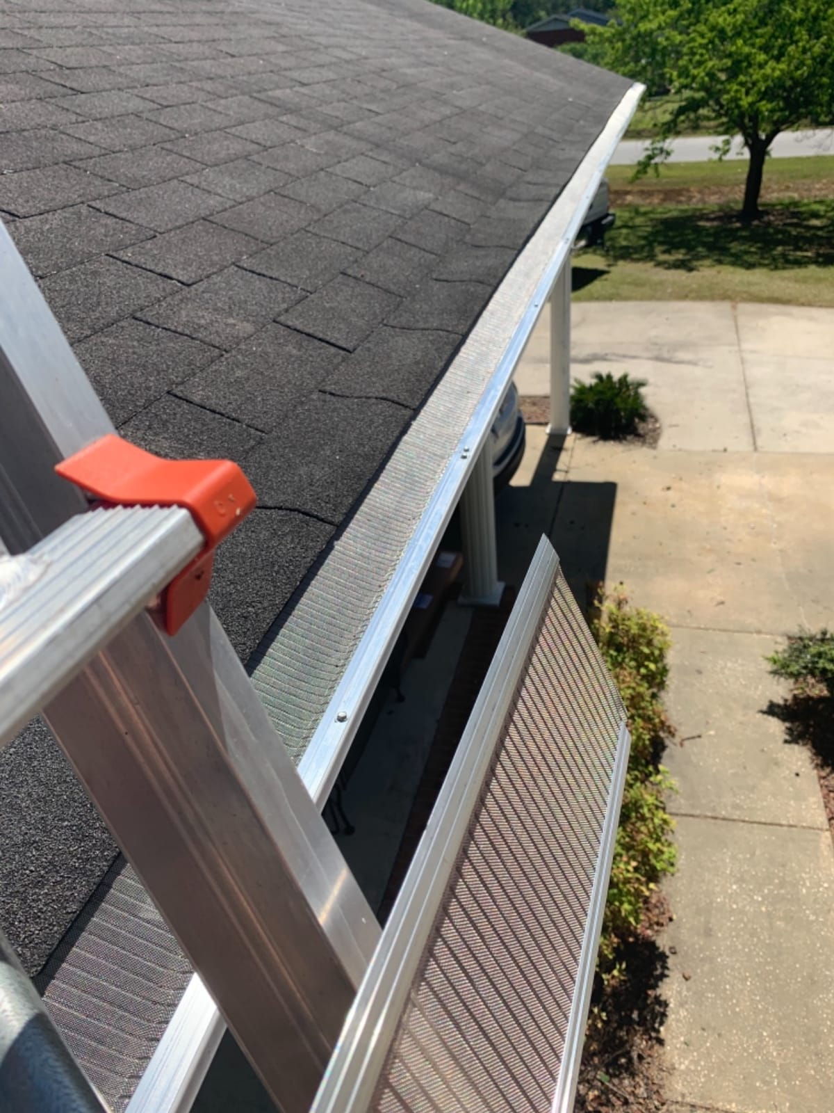 Ladder Stabilizer, American Made Heavy Duty Standoff Fits Most Ladders, Secure Roof and Wall Extension Accessory, Gutter Protection Tool customer photo 2
