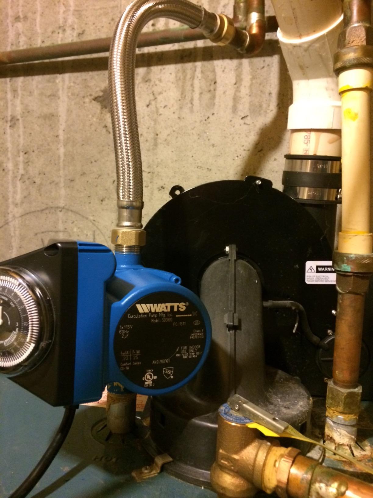 Watts Hot Water Recirculation System with Programmable Timer for Tank Water Heaters, Instant Hot Water, 120V Pump, 10 ft Cord, 2 Adapters, Sensor Valve, Mounting Screws, 2 Supply Lines (0955800) customer photo 1
