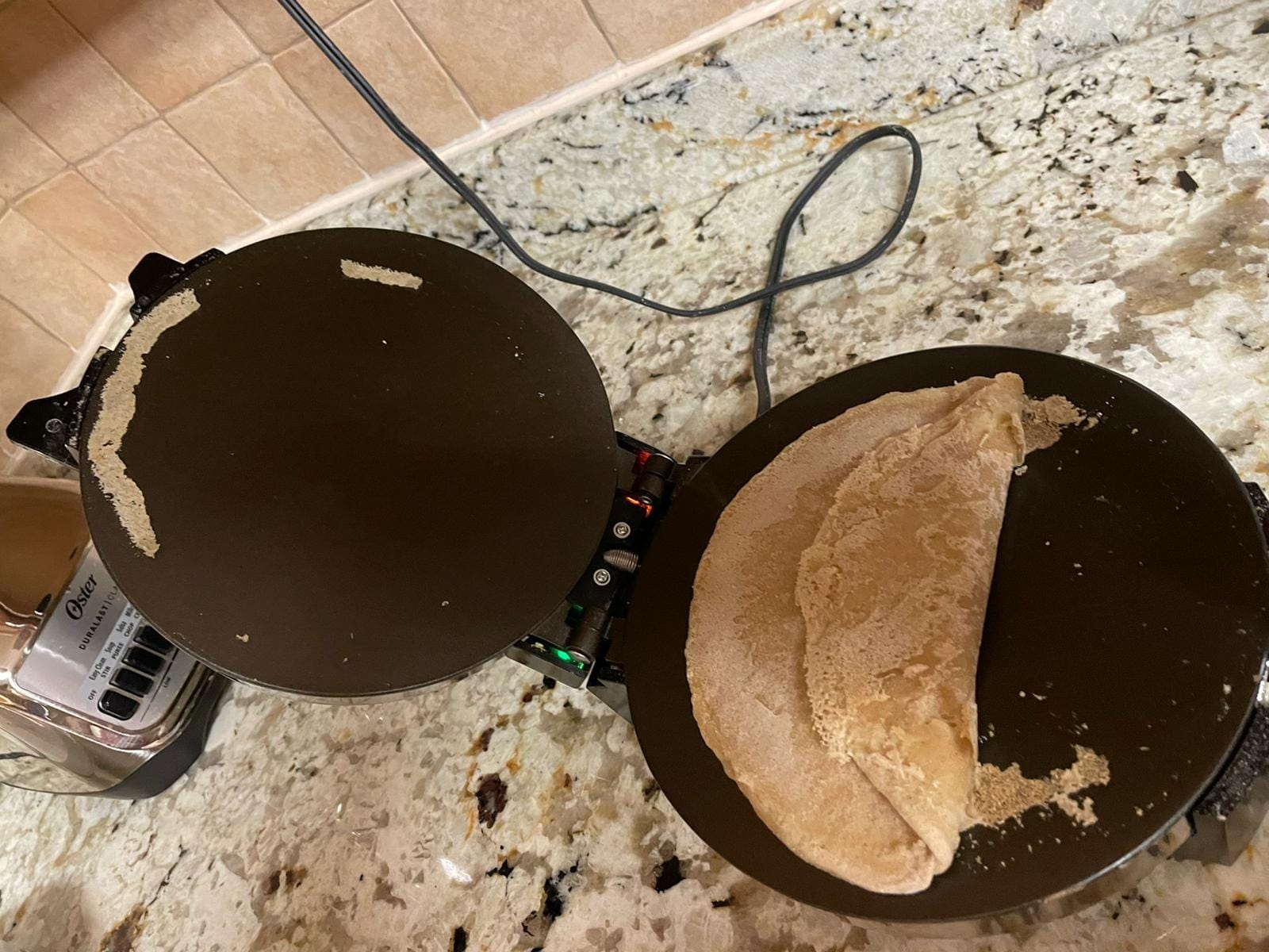 Saachi SA1650 Electric Non-Stick Roti Chapati Flat Bread Wraps/Tortilla Maker with Temperature Control customer photo 2
