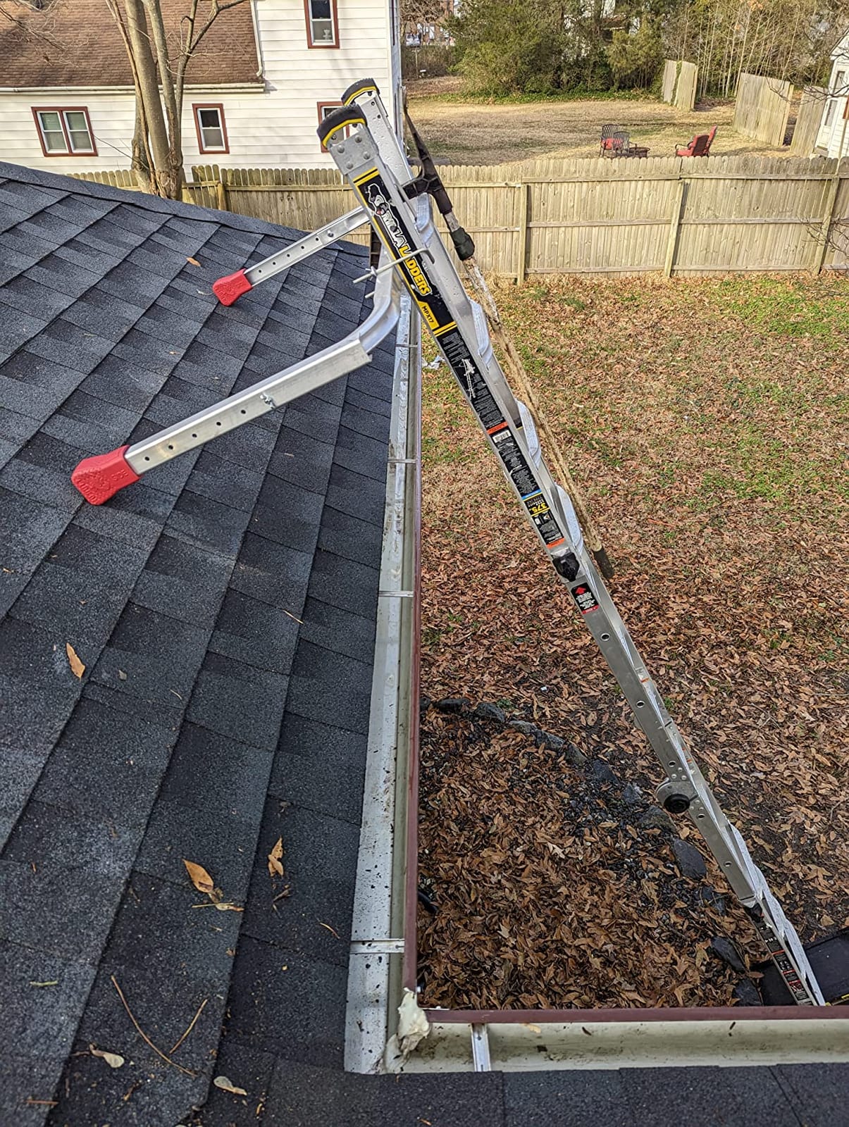 Louisville Ladder Adjustable Aluminum Ladder Stabilizer, LP-2210-00 customer photo 1
