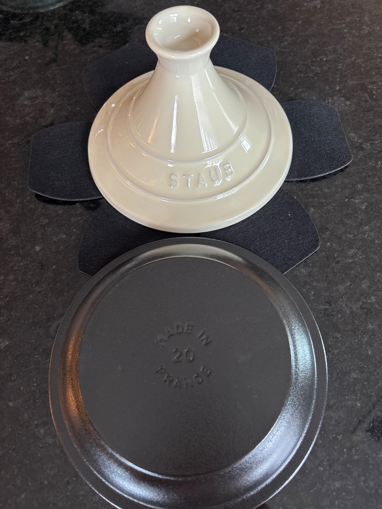 Staub ストウブ() Tagine Pot, 20cm, Ivory customer photo 1
