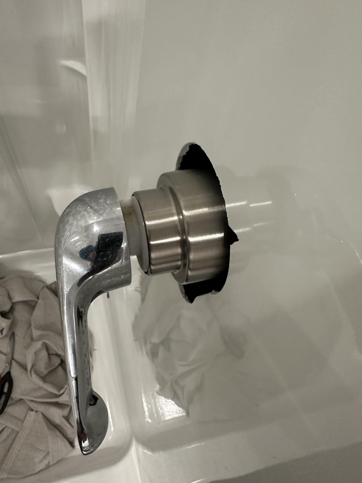 Delta Foundations 13 Series 2-Spray Shower Faucet Set, Brushed Nickel Shower Head and Handle Set, Valve Trim Kit, Stainless BT13210-SS (Valve Not Included) customer photo 2