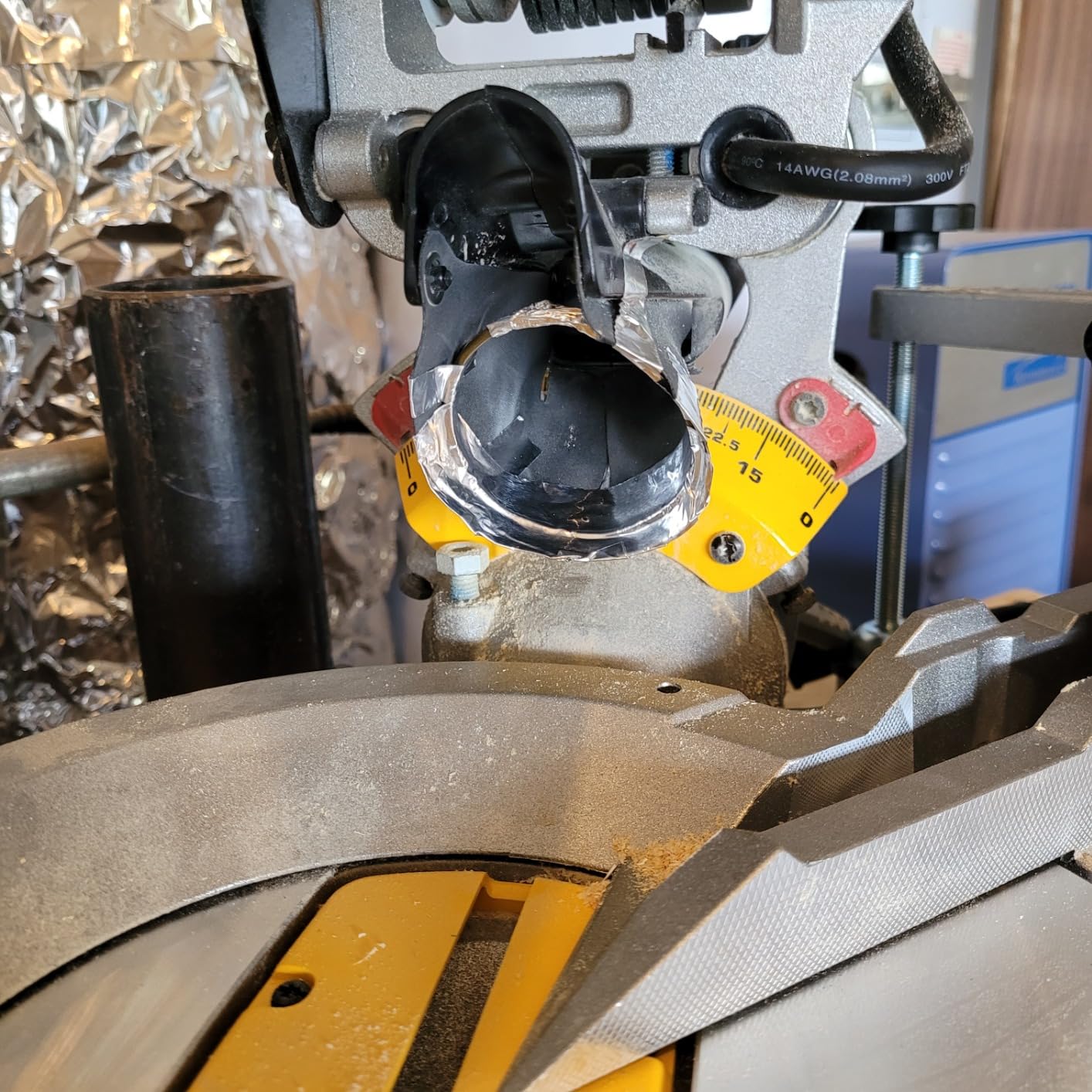 DEWALT Miter Saw, 12-inch Double Bevel Sliding Compound Miter Saw with XPS LED Shadow Light System, Includes Blade Wrench, Material Clamp and Dust Bag (DWS780) customer photo 2