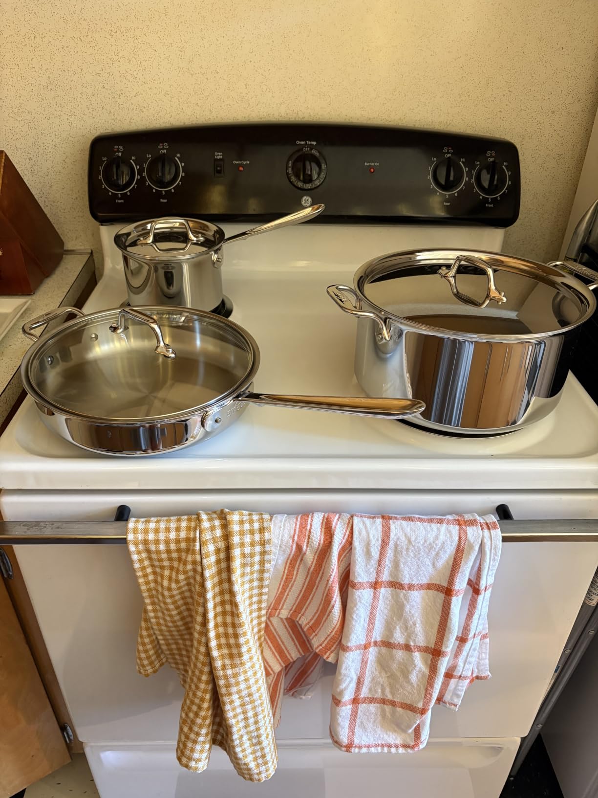 All-Clad D3 Stainless Steel 10 Piece Cookware Set - Made in USA - Professional Grade - Oven Safe & Induction Compatible customer photo 1