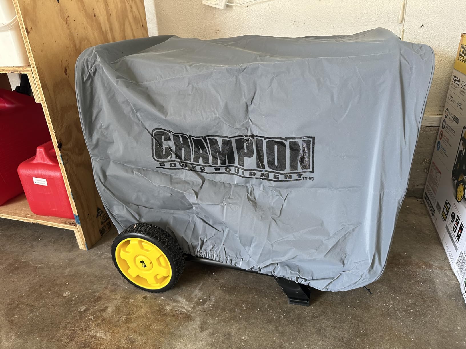 Champion Power Equipment Weather-Resistant Storage Cover for 4800-11,500-Watt Portable Generators customer photo 1