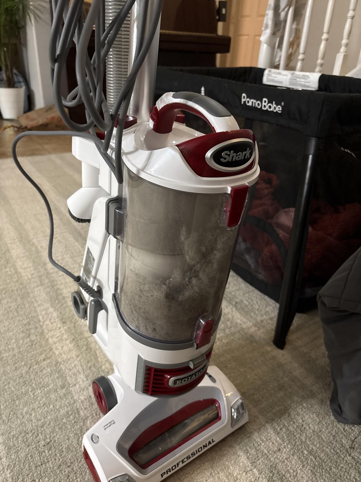 Shark Rotator Lift-Away Upright Vacuum with HEPA Filter, White/Red, NV501 | Lift-Away Pod, 0.9-Qt Dust Cup, Swivel Steering, LED Headlights, Wide Upholstery Tool, Dusting Brush and Crevice Tool customer photo 2