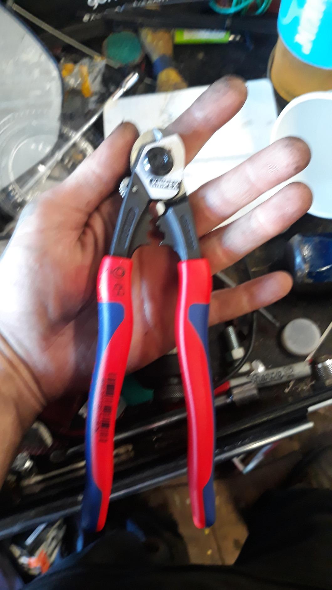 Knipex Tools 95 62 190 Wire Rope Cutters, 7 1/4-Inch, Comfort Grip customer photo 1