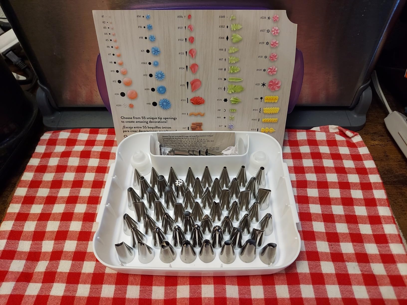 Wilton Master Cake Decorating Piping Tips Set, 55-Piece with Case | 55-Piece Stainless Steel Tip Set with Storage Case for Piping Rosettes, Stars, Leaves & Borders on Cakes & Cupcakes customer photo 2