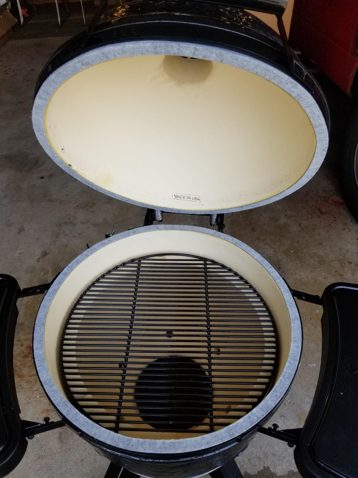Primo Grills and Smokers 773 All-in-One Kamado Round Grill with Cradle Shelves, Ash Tool and Lift customer photo 2