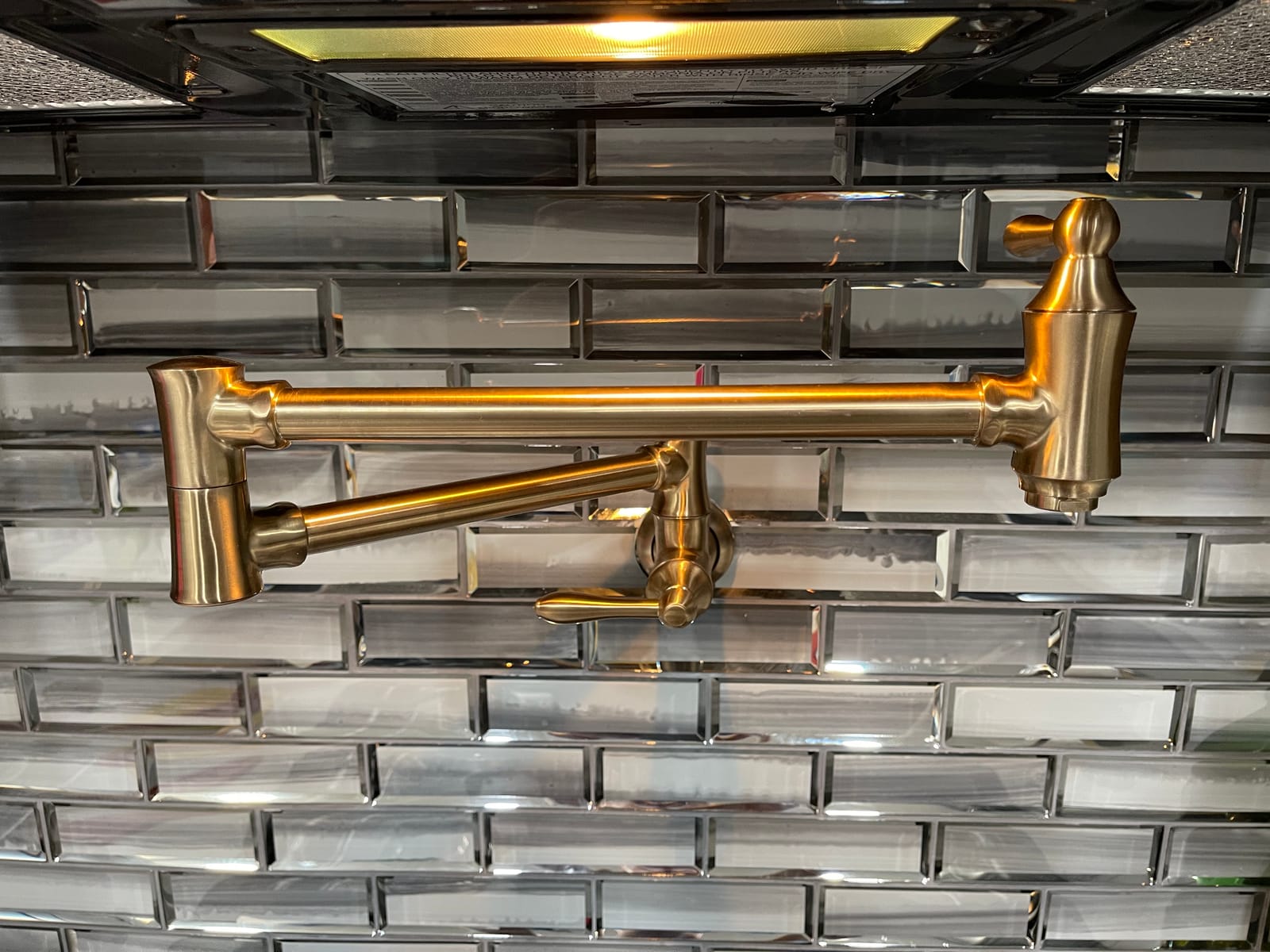 Delta Brushed Gold Traditional Pot Filler Kitchen Faucet, Wall Mount Kitchen Faucet, Champagne Bronze 1177LF-CZ customer photo 2
