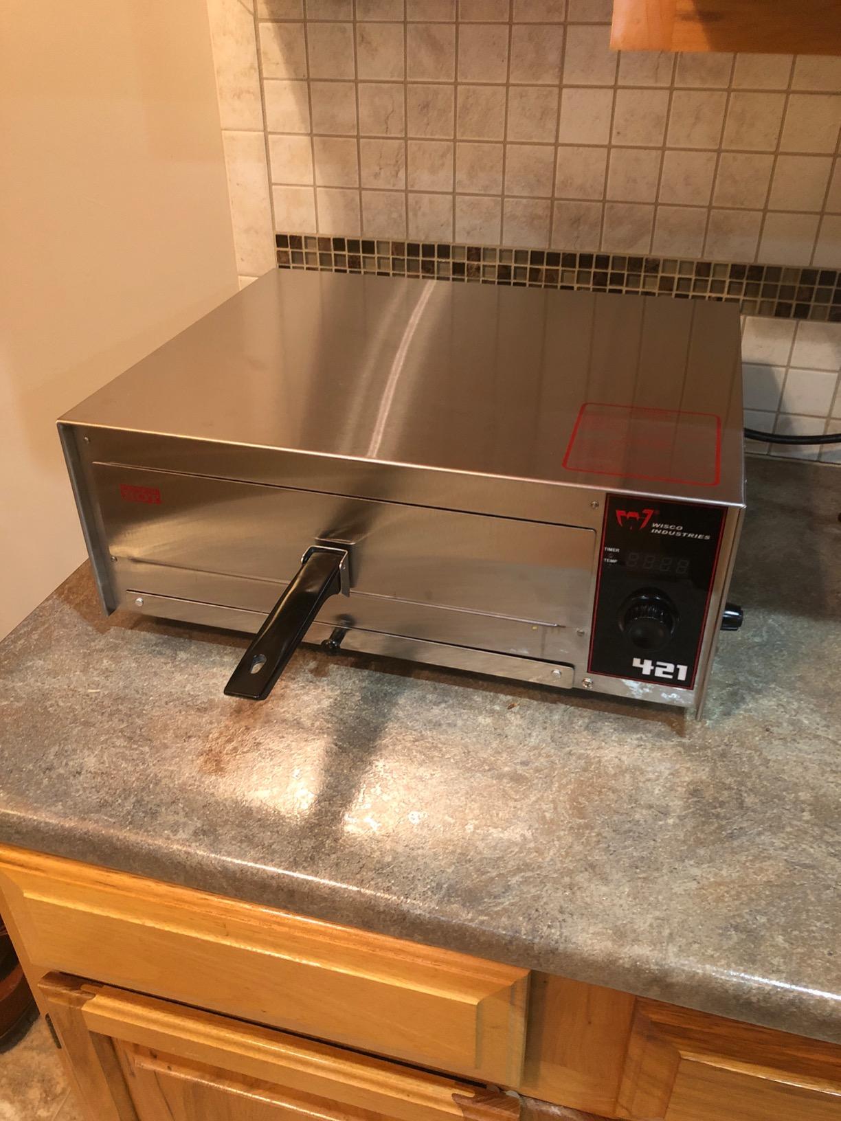 WISCO Industries, INC. 421 Pizza Oven, LED Display customer photo 2
