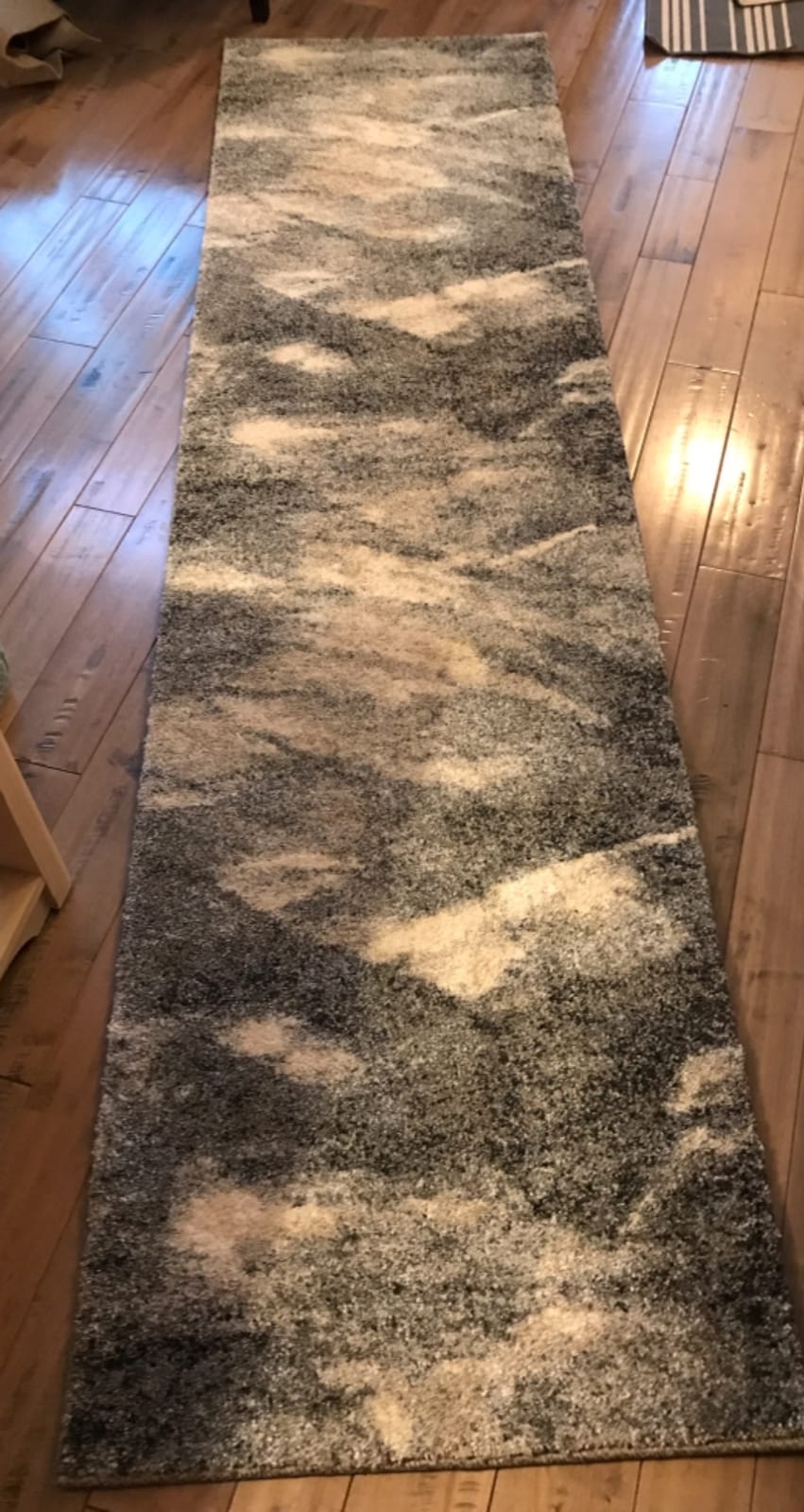 SAFAVIEH Retro Collection Area Rug - 6' x 9', Grey & Ivory, Modern Abstract Design, Non-Shedding & Easy Care, Ideal for High Traffic Areas in Living Room, Bedroom (RET2891-8012) customer photo 2