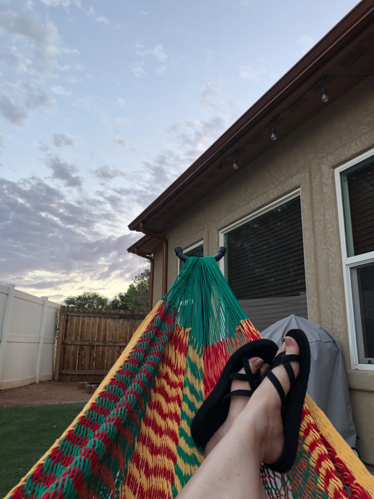 Sunnydaze Mayan XXL Double Heavy-Duty Hammock, Black/Natural | 625 lb Weight Capacity, 79
