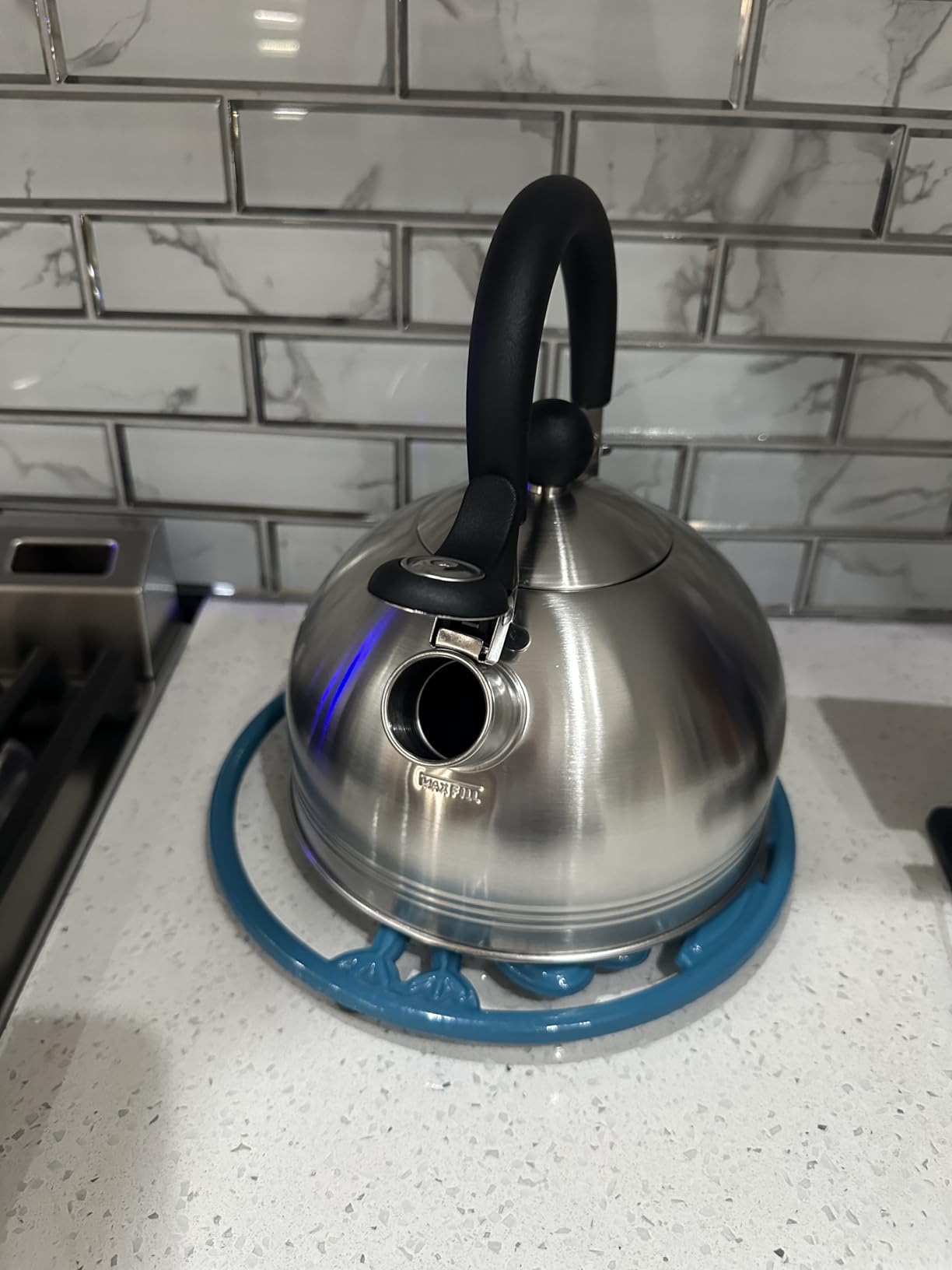 Mr. Coffee Carterton Stainless Steel Whistling Tea Kettle - 1.5-Quart Capacity, Mirror Polish Finish, Durable Tea Kettle for Stovetop, Fast Boiling, Easy Pouring customer photo 1