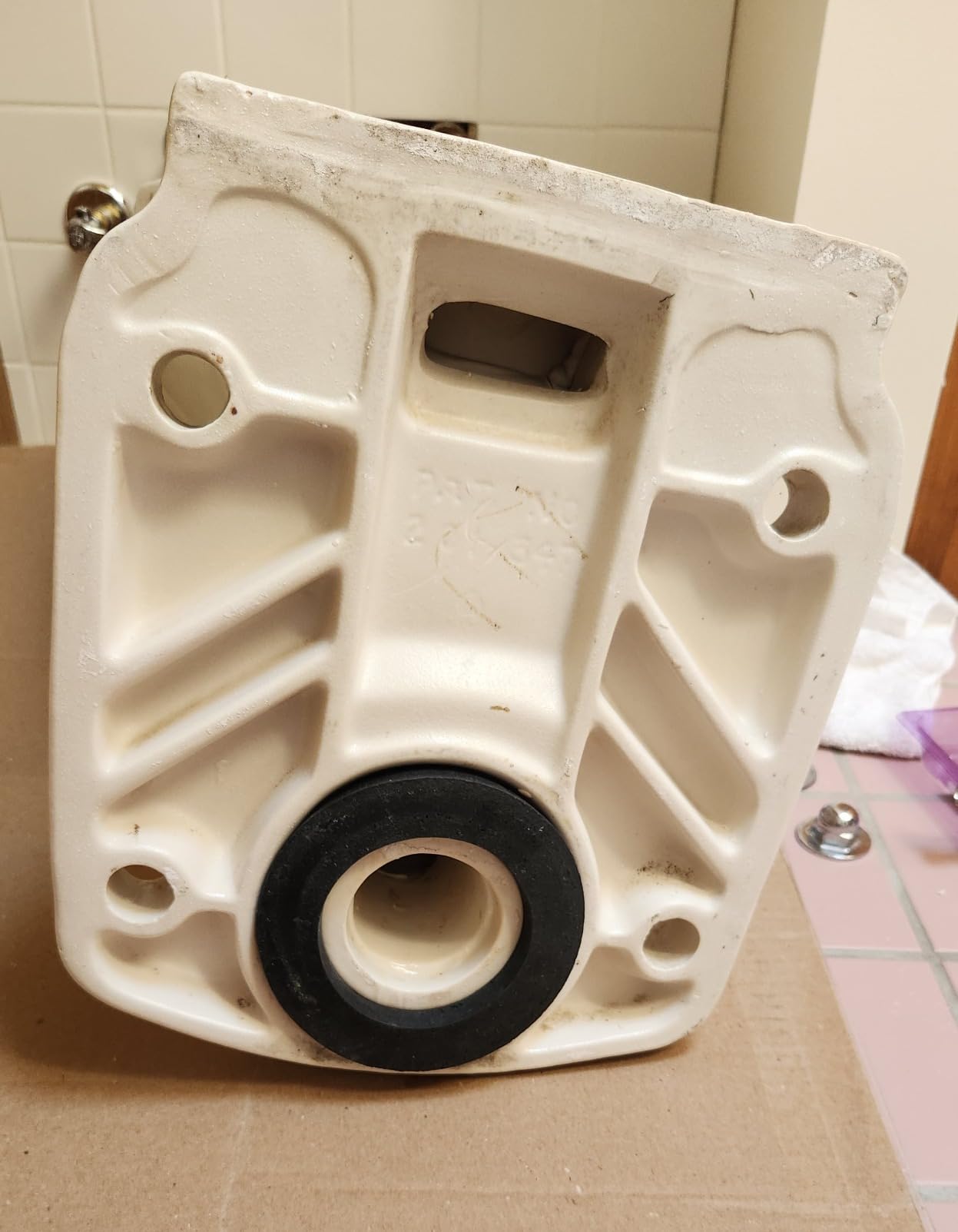 LASCO 520928 04-3326 Cushion Ring, for Wall Hung Toilet, 5 3/8-OD x 3 1/2-ID x 3/4-Inch Thick, Sponge Rubber customer photo 1