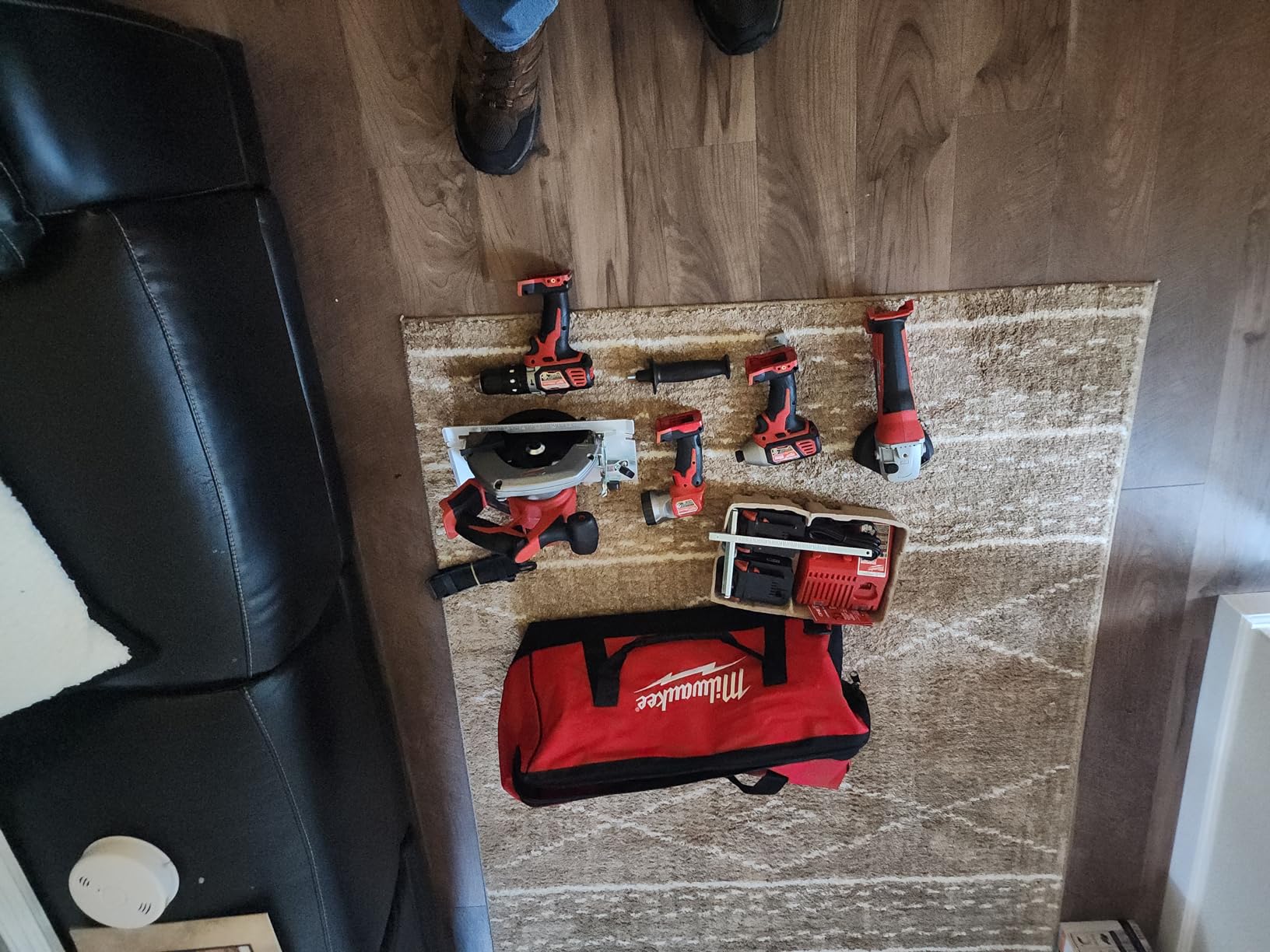 Milwaukee M18 Cordless LITHIUM-ION 6-Tool Combo Kit (2696-26) customer photo 2