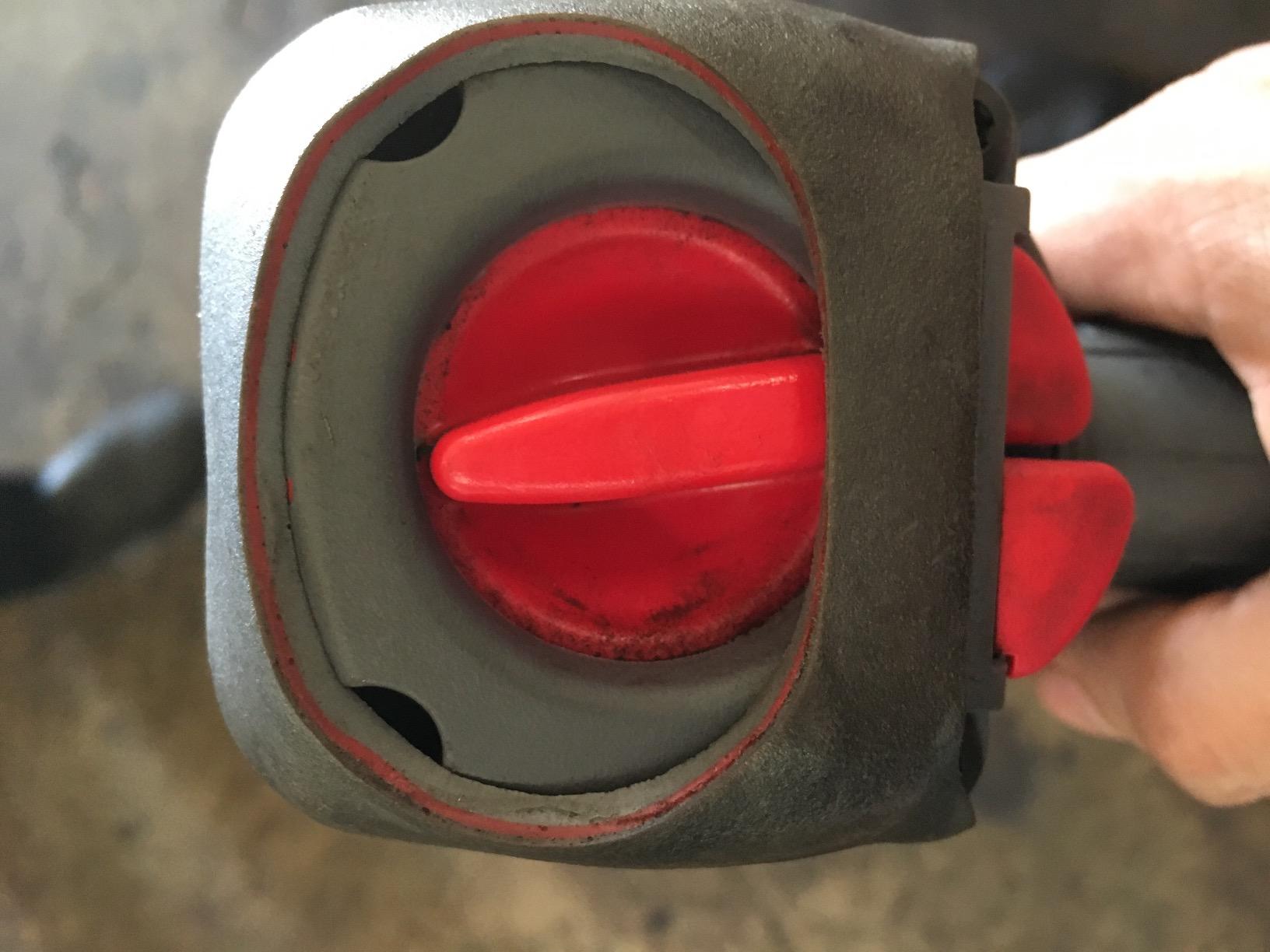 Ingersoll Rand 2235TiMAX 1/2-Inch-Drive Air Impact Wrench with Up to 1,350 Foot-Pounds Torque Output customer photo 2