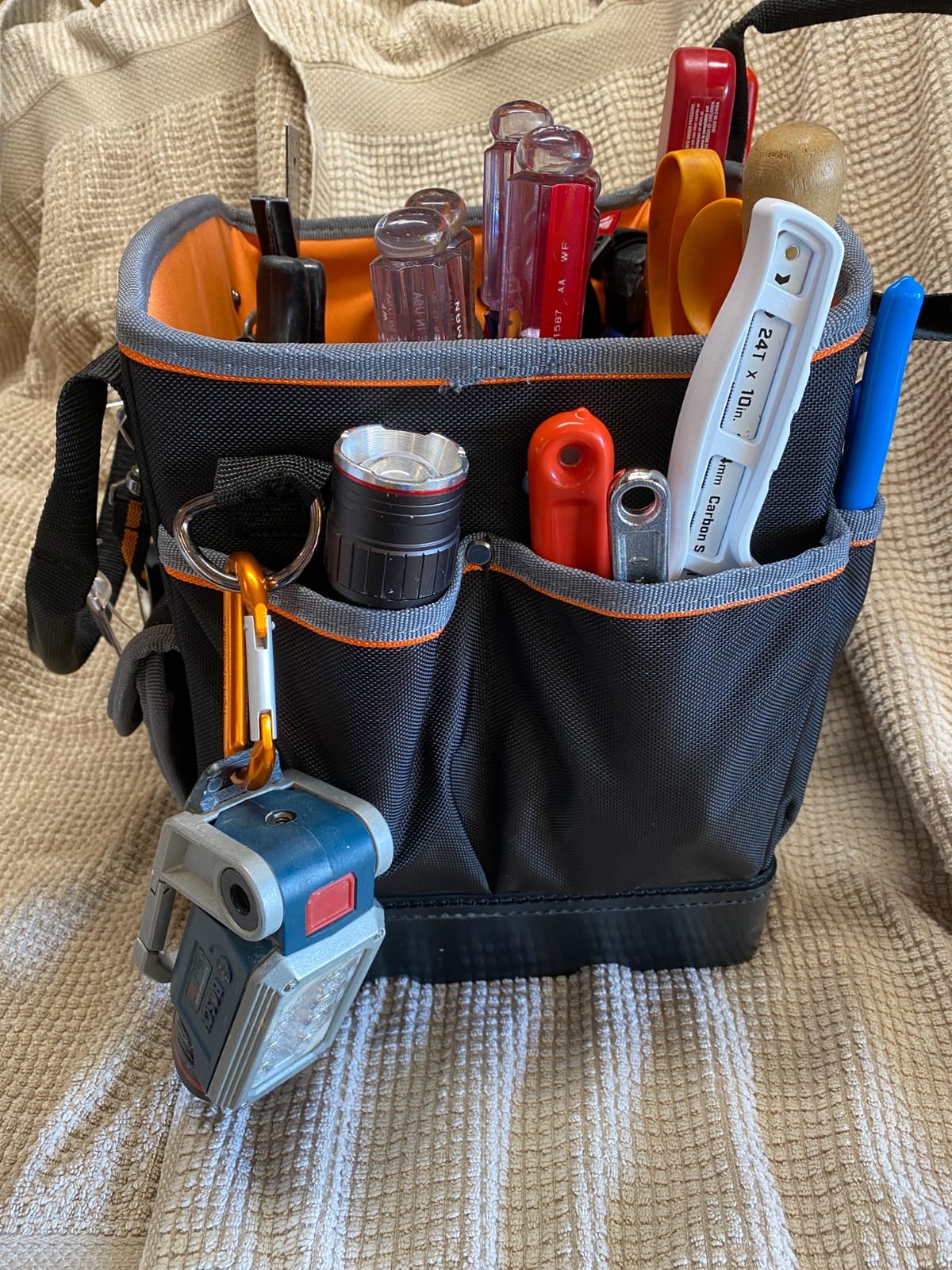 Klein Tools 5541610-14 Tool Bag with Shoulder Strap Has 40 Pockets for Tool Storage and Orange Interior customer photo 1