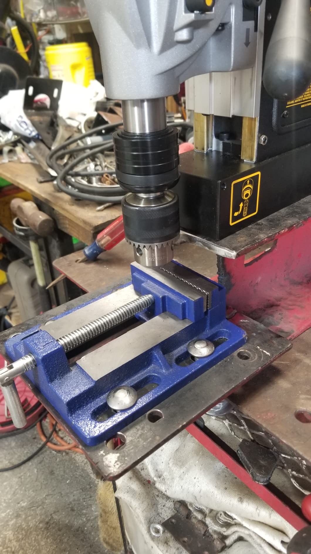 DEWALT Drill Press, Magnetic, 2-inch, 10-Amp with 2-Speed Setting (DWE1622K) customer photo 1