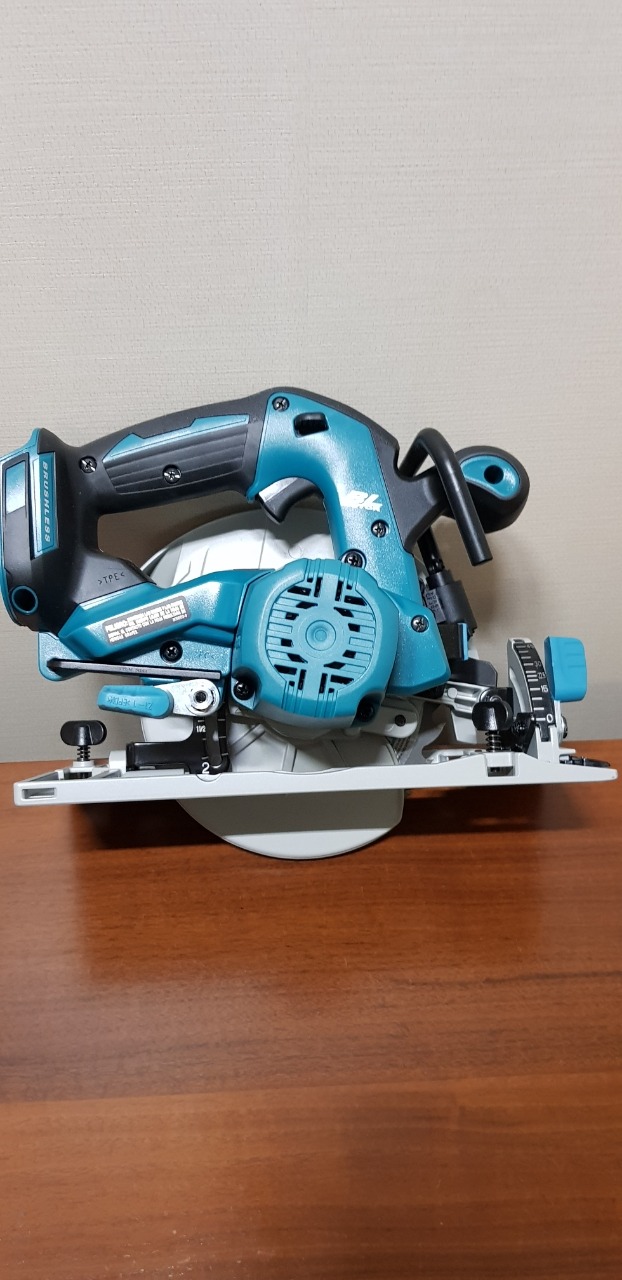 Makita XSH03Z 18V LXT Lithium-Ion Brushless Cordless 6-1/2