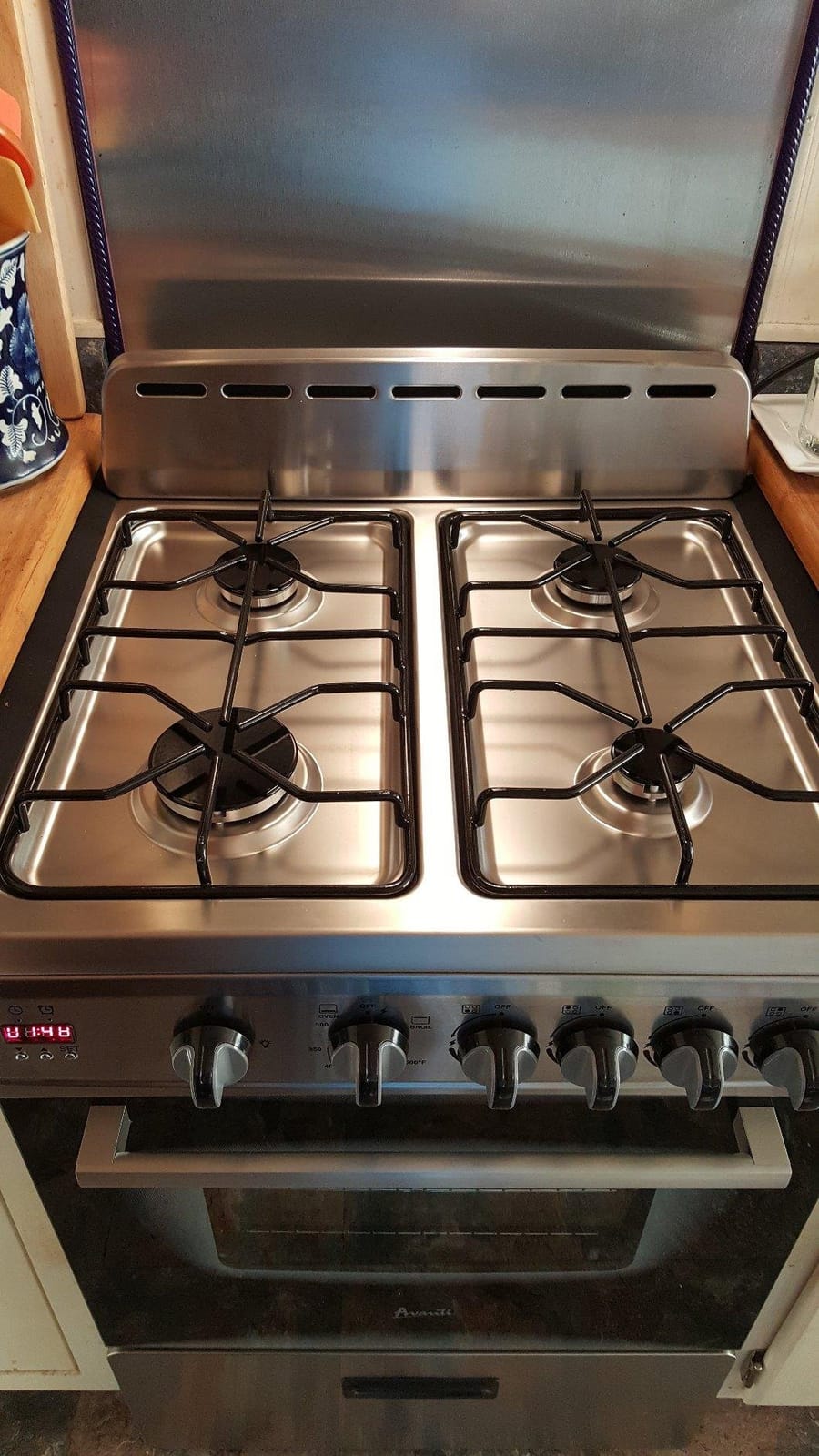 Avanti Compact Gas Range Oven 24-Inch with 4 Sealed Burners Automatic Electronic Ignition, Stainless Steel customer photo 1