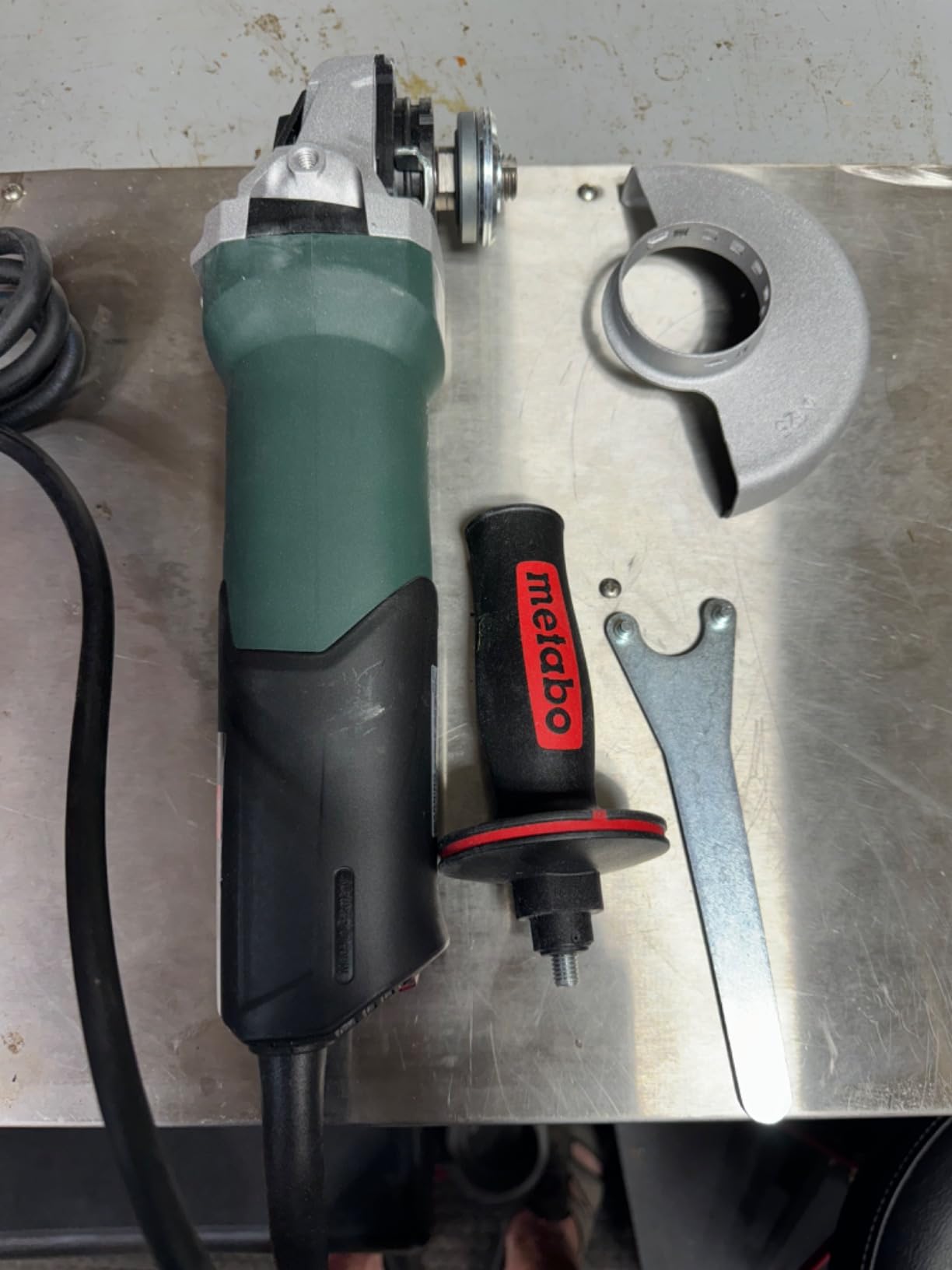 Metabo WEV15-125 HT Lock-On 13.5 Amp 2,800-9,600 rpm Angle Grinder with Electronics and High Torque, 4.5