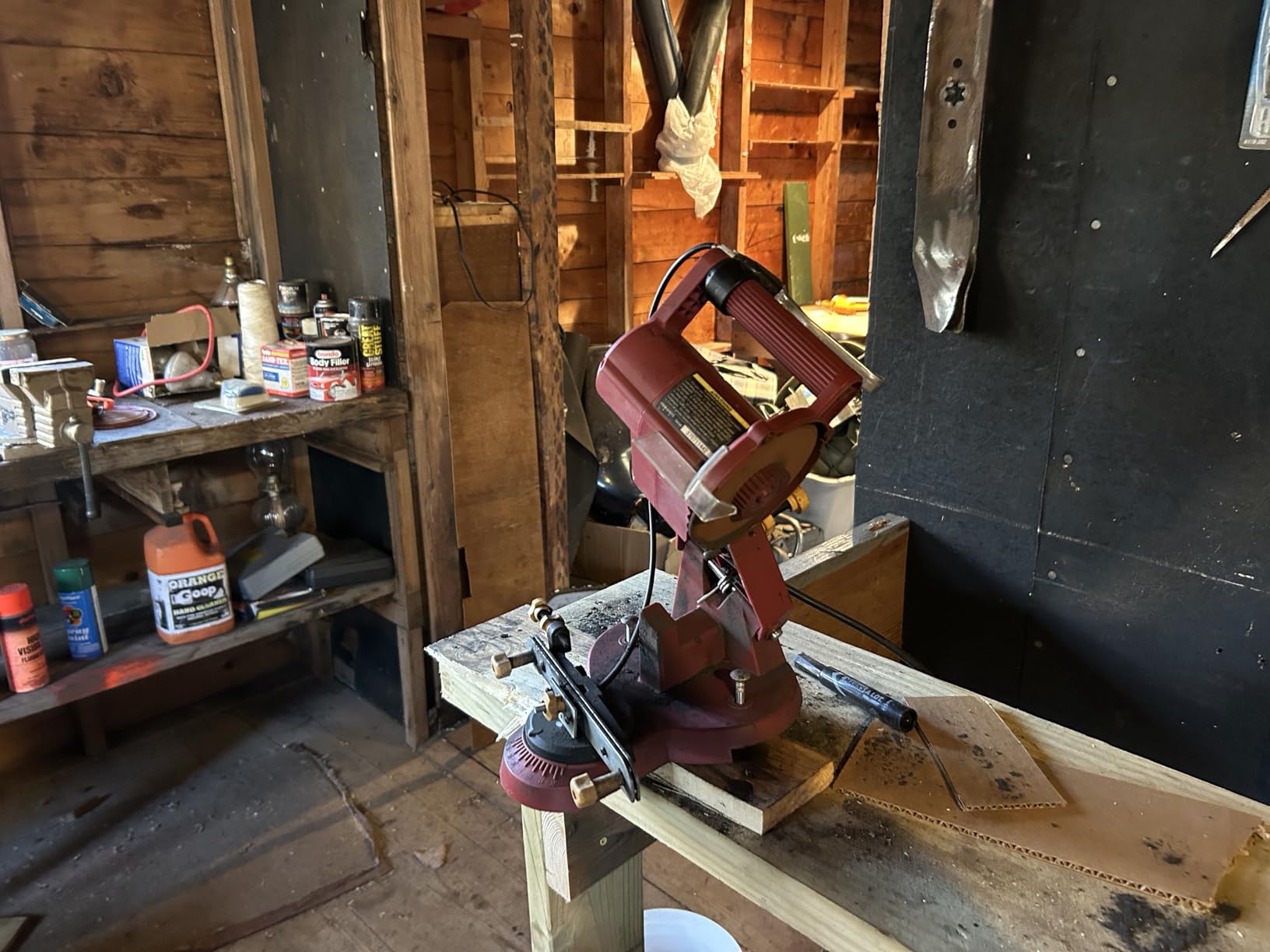 Oregon Professional Compact 120-Volt Bench Chain Grinder | Universal Saw Chain Sharpener, for All Chainsaw Chain Types, Bench Mounted, Professional Grade customer photo 2