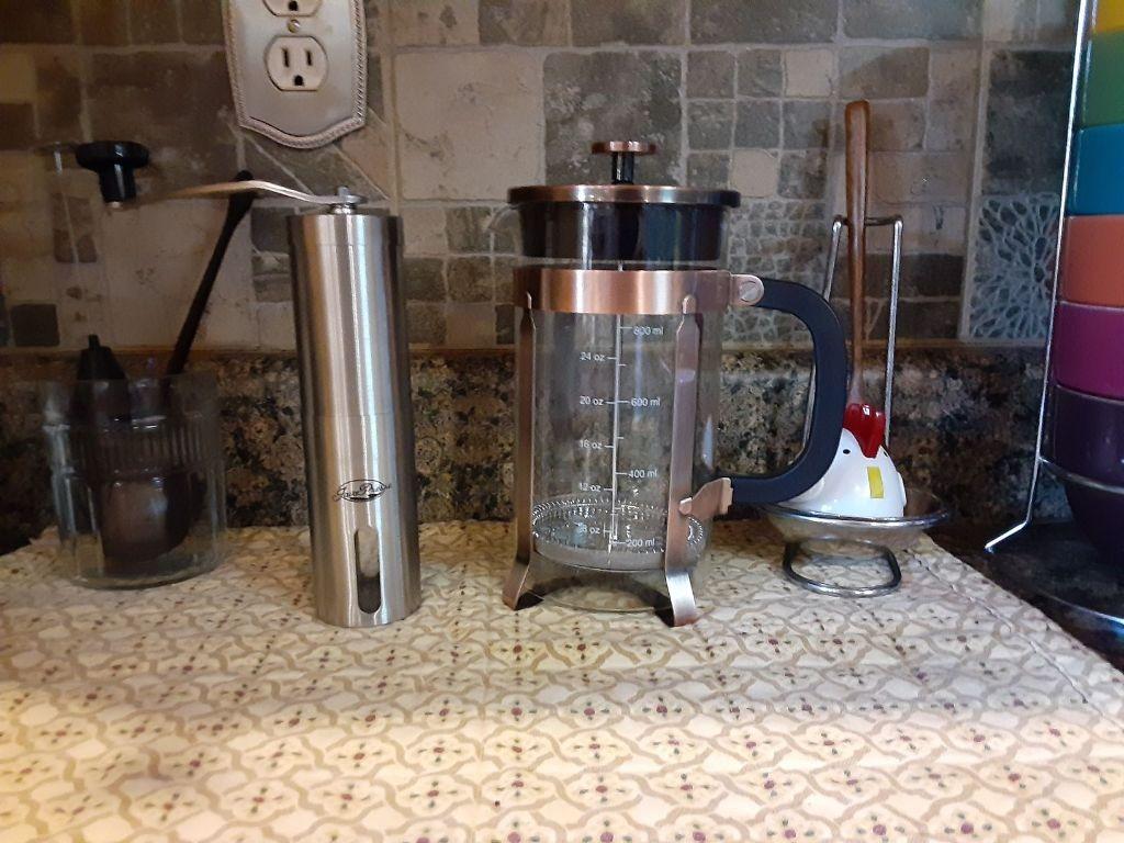 JavaPresse Manual Stainless Steel Coffee Grinder - 18 Adjustable Settings, Portable Conical Burr Grinder for Camping, Travel, Espresso - With Hand Crank customer photo 2