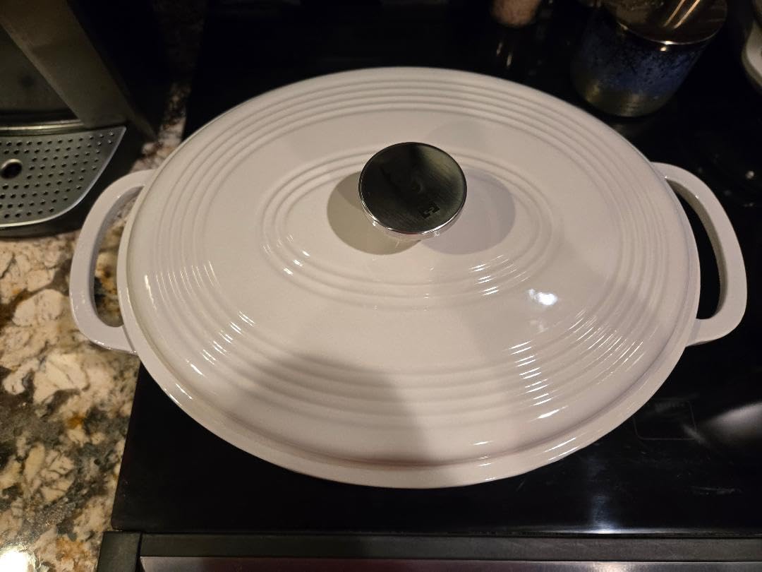 Lodge Enameled Cast Iron Oval Dutch Oven with Lid, 7 Quart, Oyster White customer photo 1