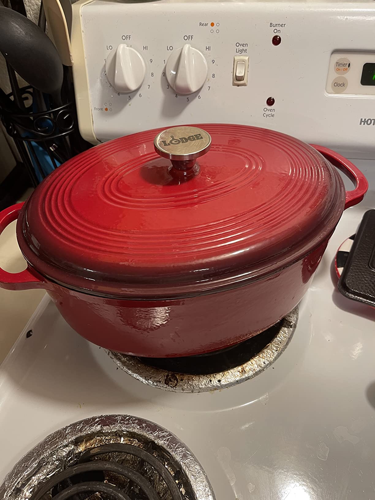 Lodge Enameled Cast Iron Oval Dutch Oven with Lid, 7 Quart, Oyster White customer photo 2