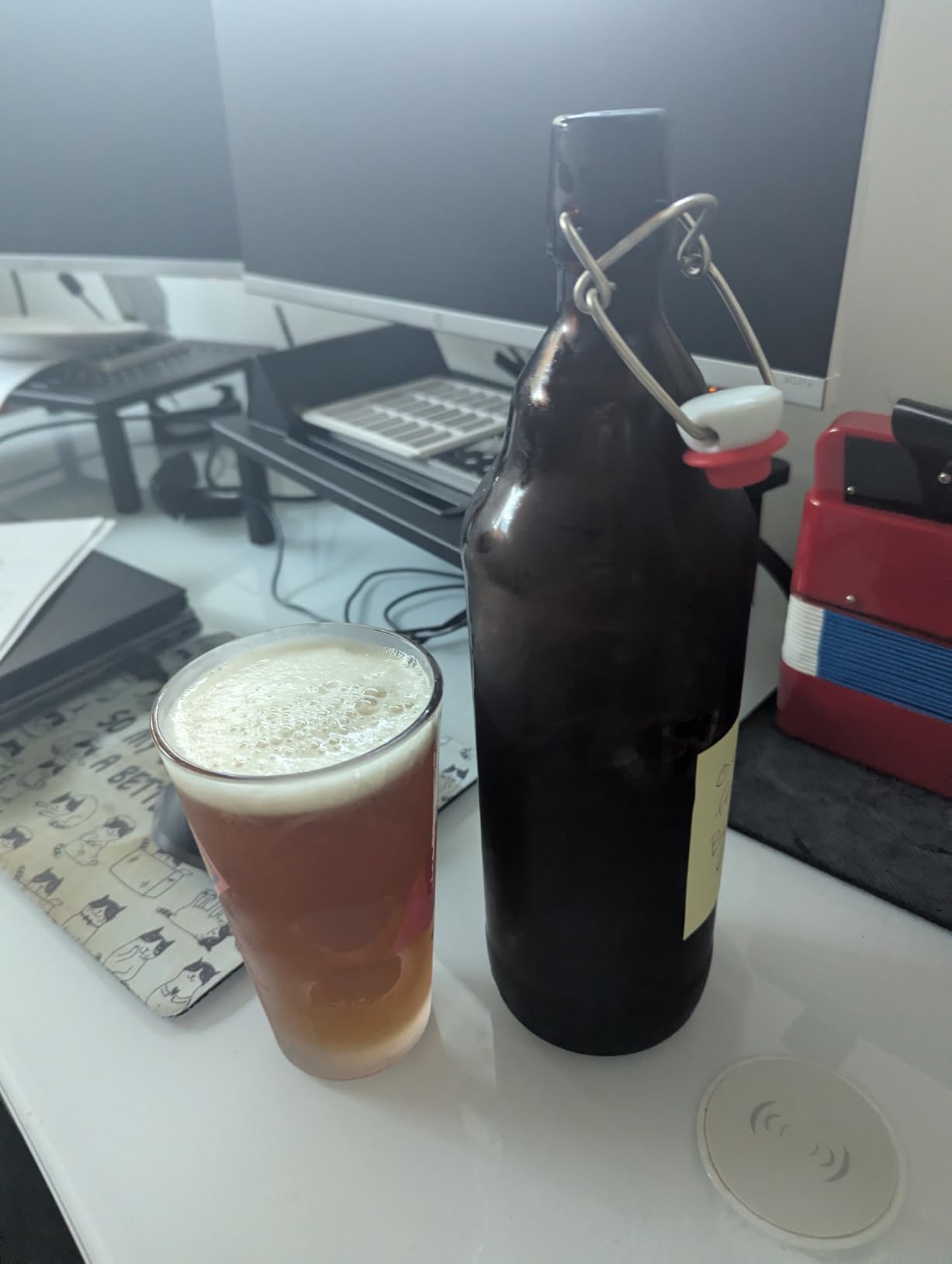 Craft A Brew - Light - Craft Lager - Beer Making Kit - Make Your Own Craft Beer - Complete Equipment and Supplies - Starter Home Brewing Kit - 1 Gallon customer photo 2