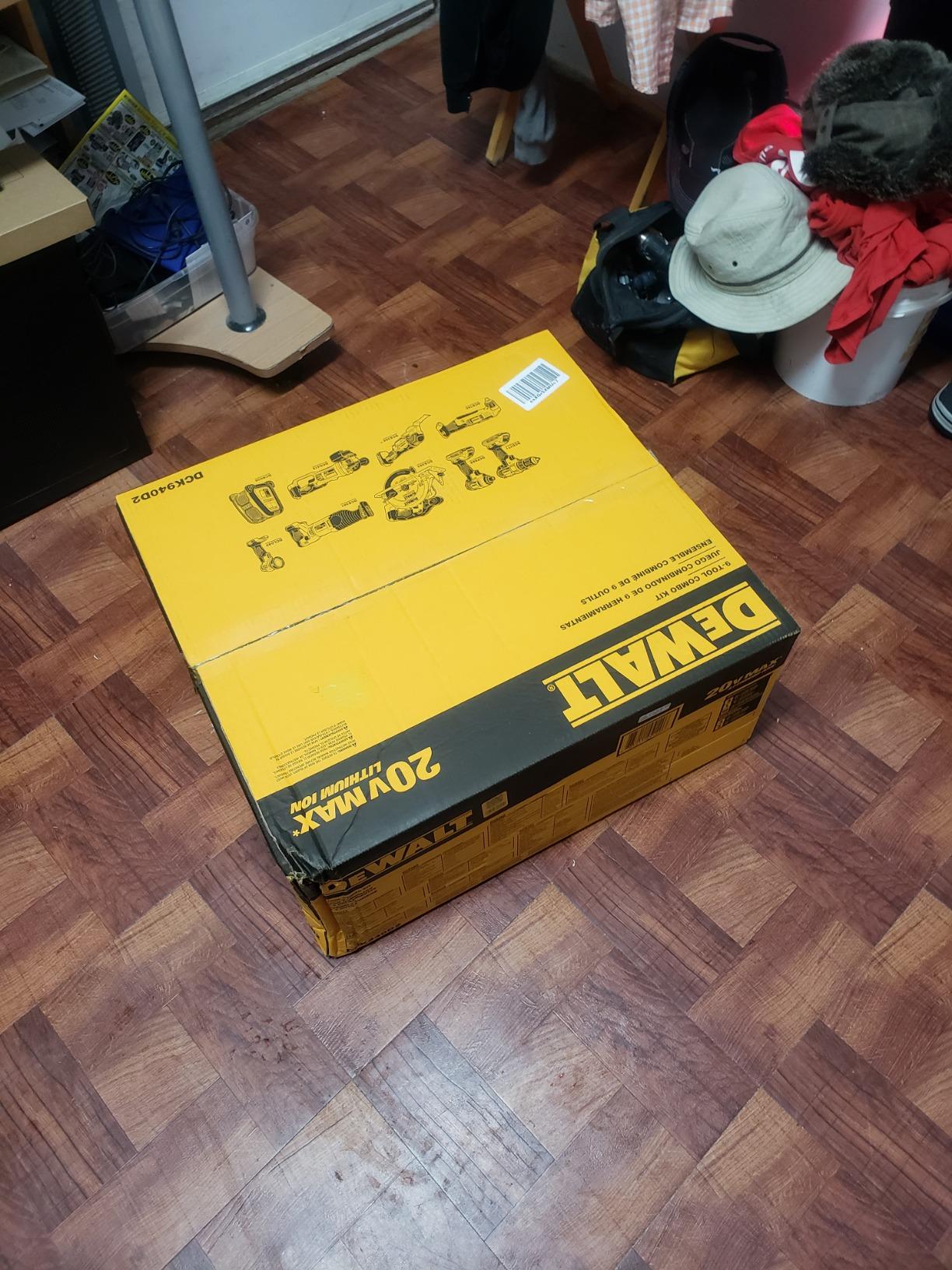 DEWALT 20V MAX Power Tools, 9 Cordless Tool Combo, Impact and Drill Driver, Oscillating Tool, Grinder,Circular and Reciprocating Saw,Right Angle Drill,Speaker,LED Light, 2 Batteries,Charger (DCK940D2) customer photo 1