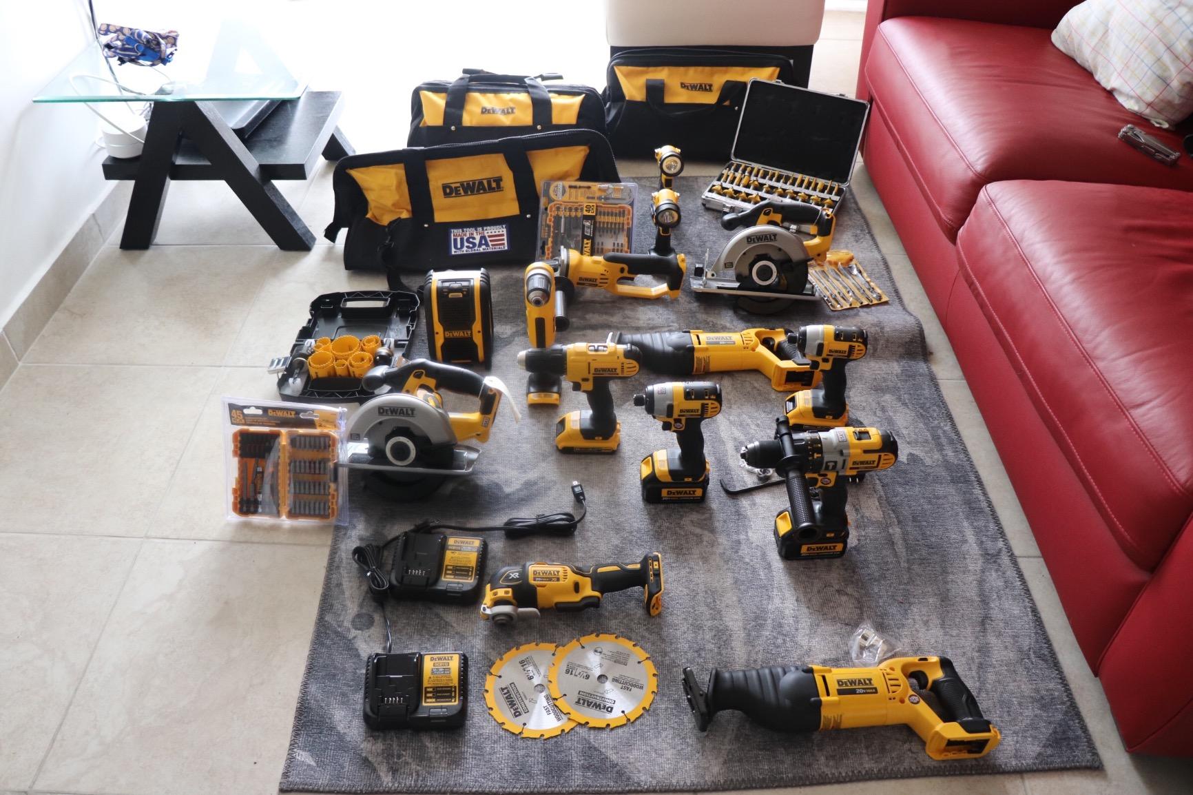 DEWALT 20V MAX Power Tools, 9 Cordless Tool Combo, Impact and Drill Driver, Oscillating Tool, Grinder,Circular and Reciprocating Saw,Right Angle Drill,Speaker,LED Light, 2 Batteries,Charger (DCK940D2) customer photo 2