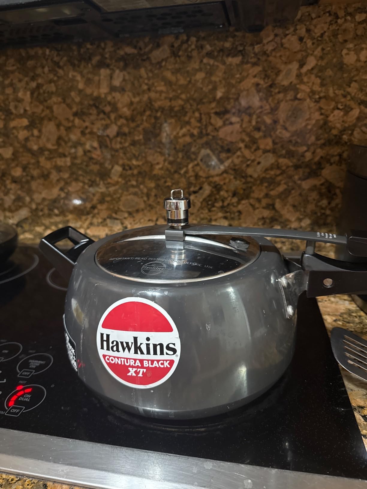 Hawkins Contura Hard Anodized Induction Compatible Extra Thick Base Pressure Cooker, Black, 5L customer photo 1