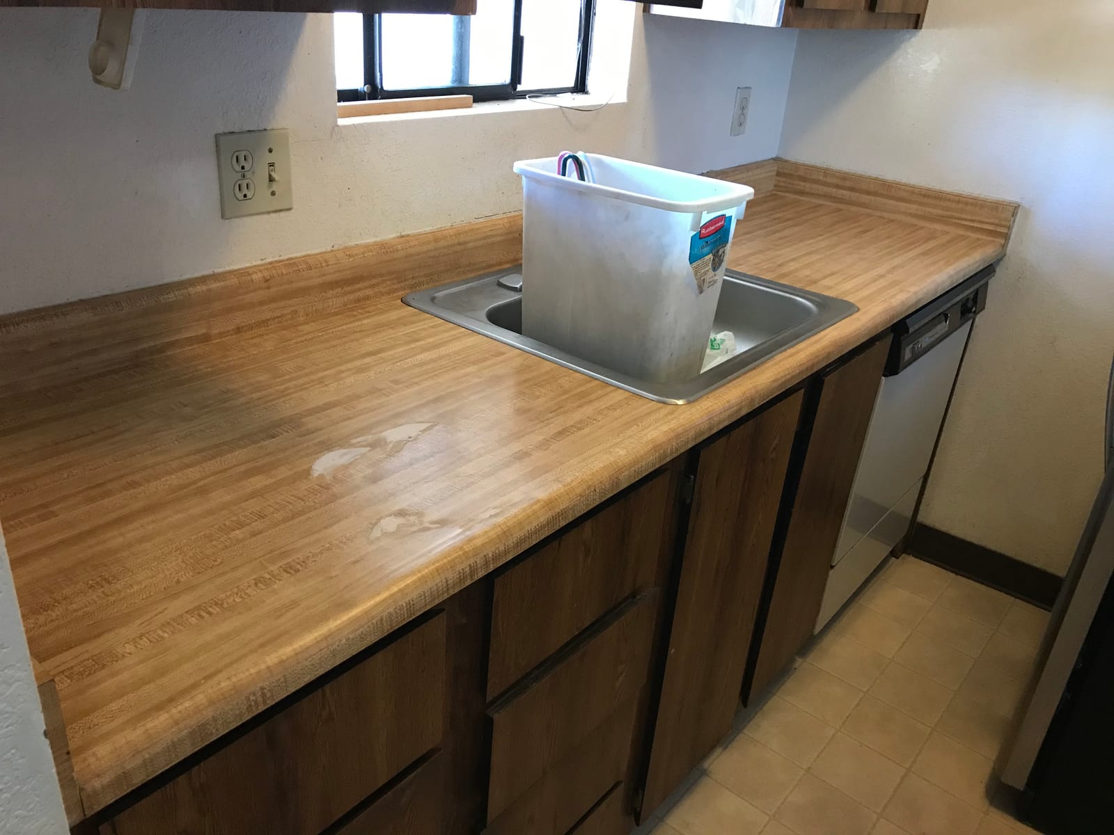 Daich SpreadStone Mineral Select Countertop Finishing Kit (Oyster) customer photo 2