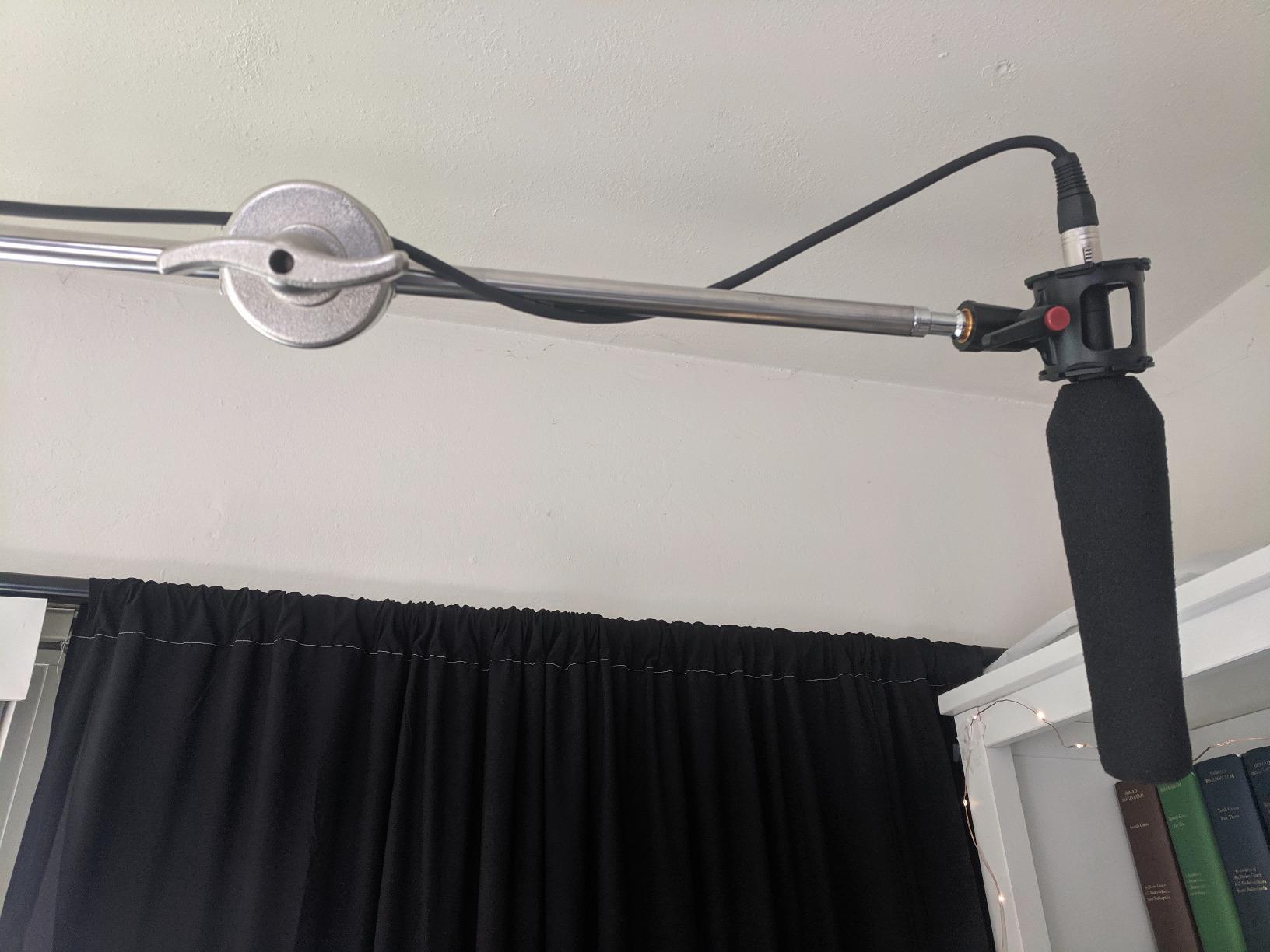 NEEWER Pro 100% Stainless Steel Heavy Duty C Stand with Boom Arm | Max Height 10.5ft/320cm, Photography Light Stand, 4.2ft/128cm Holding Arm, 2 Grip Head for Studio Monolight Softbox Reflector customer photo 1