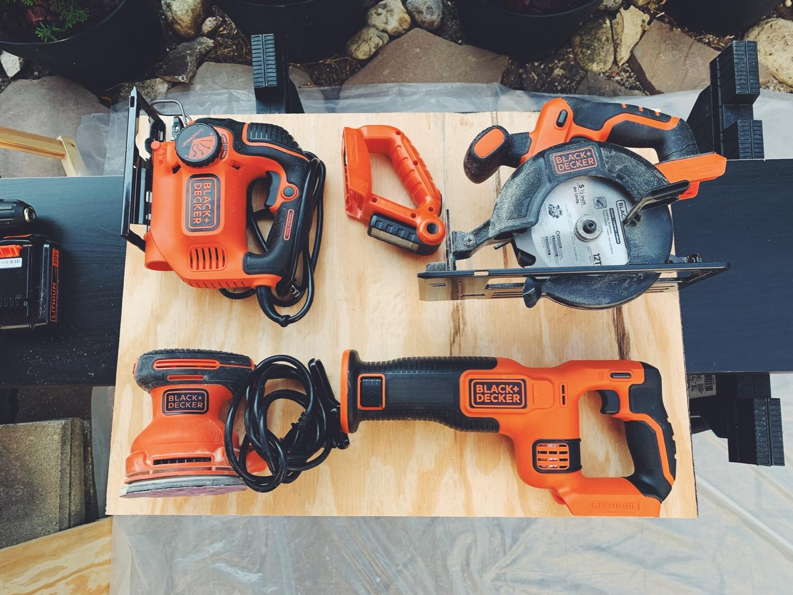 BLACK+DECKER 20V MAX Power Tool Combo Kit, 4-Tool Cordless Power Tool Set with 2 Batteries and Charger (BD4KITCDCRL) customer photo 2