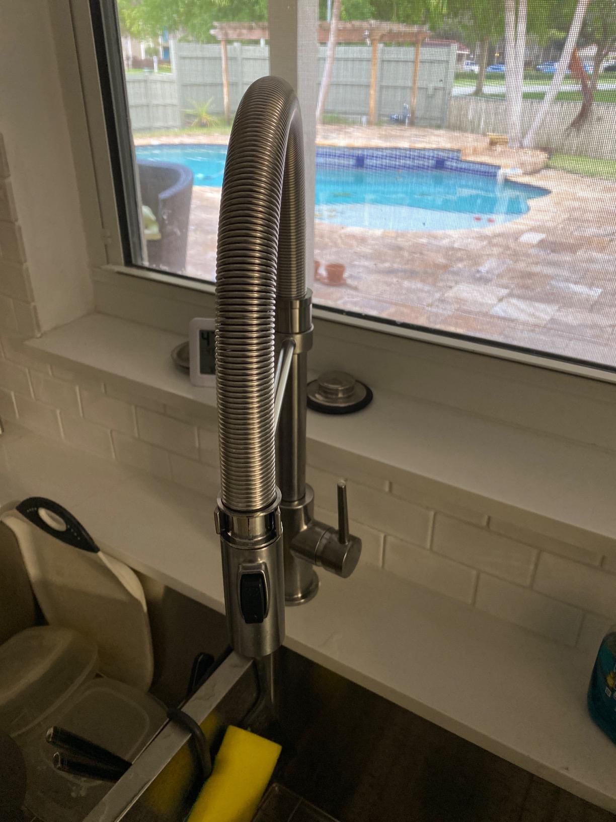 Delta Faucet Trinsic Pro Commercial Style Kitchen Faucet Chrome with Pull Down Sprayer, Magnetic Docking, 9659-DST customer photo 2